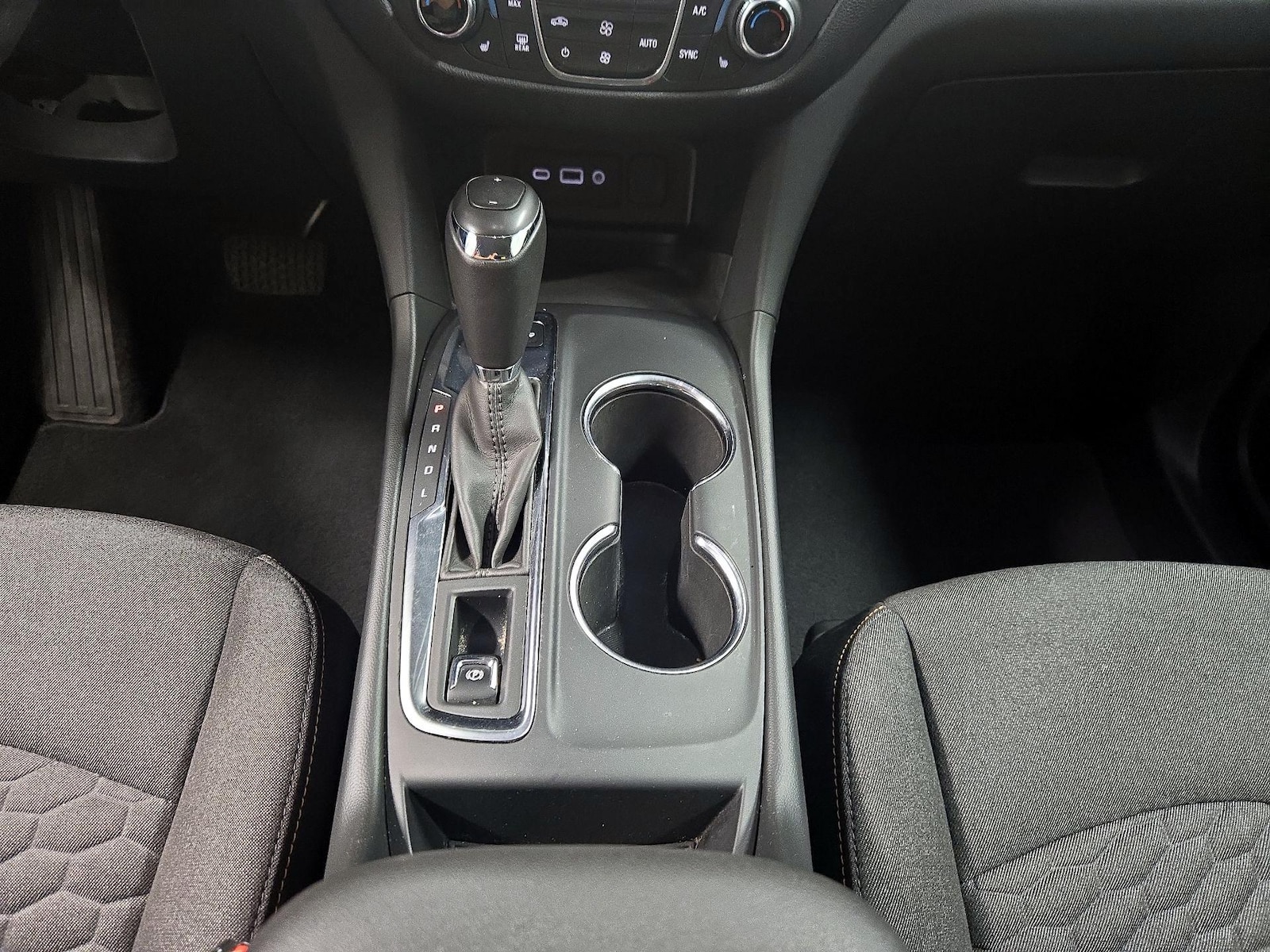 2019 Chevrolet Equinox LT - Photo 18
