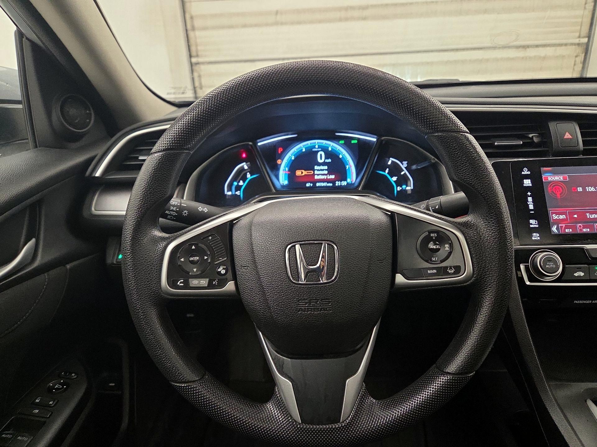 Thumbnail: 2016 Honda Civic - 10