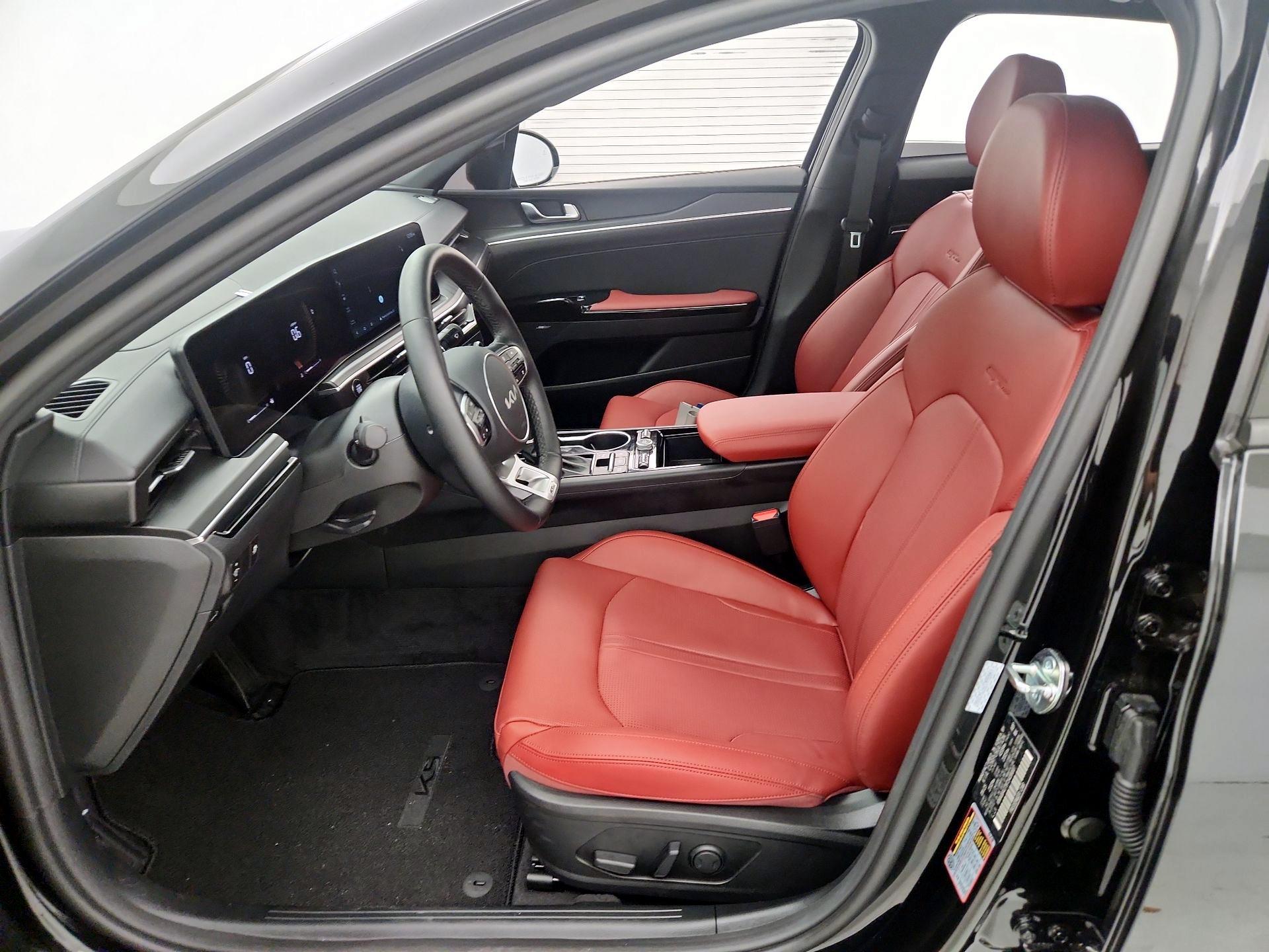 Thumbnail: 2026 Kia K5 - 11