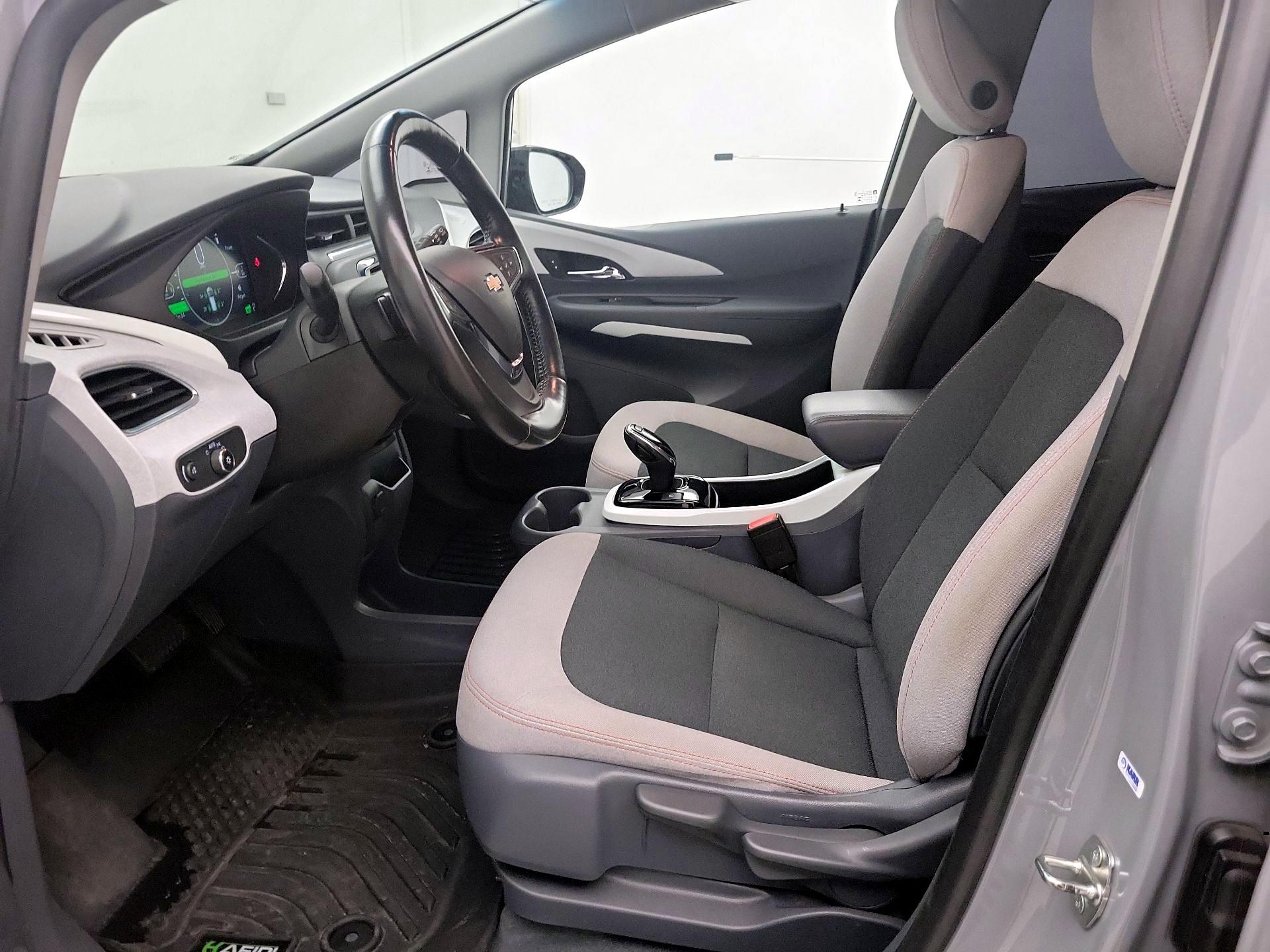 Thumbnail: 2021 Chevrolet Bolt EV - 11