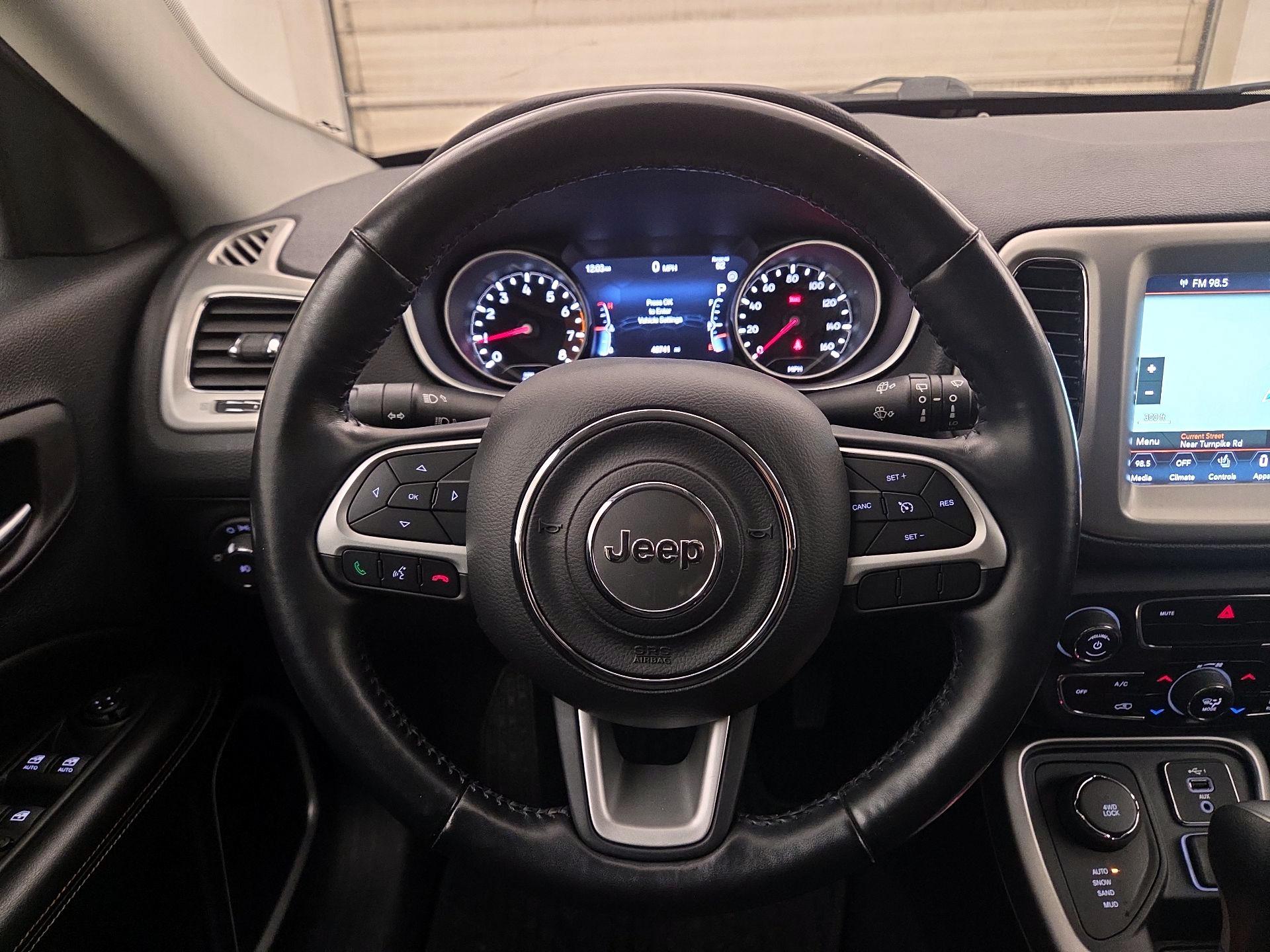 Thumbnail: 2020 Jeep Compass - 10