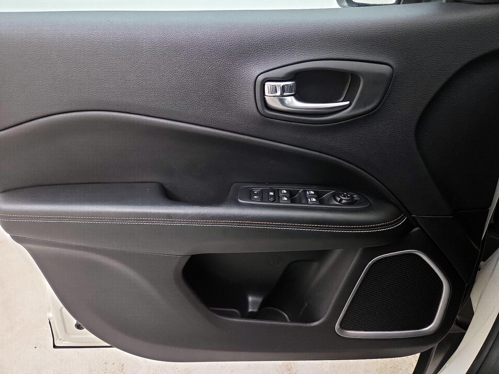 2020 Jeep Compass North Edition - Photo 13