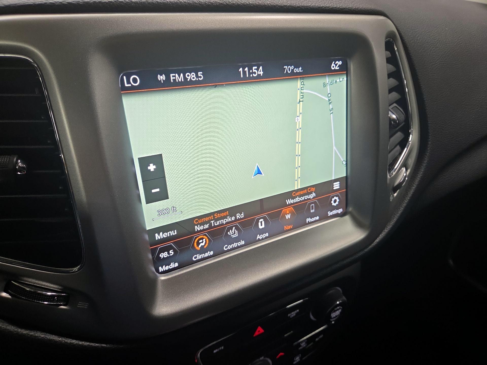 Thumbnail: 2020 Jeep Compass - 14