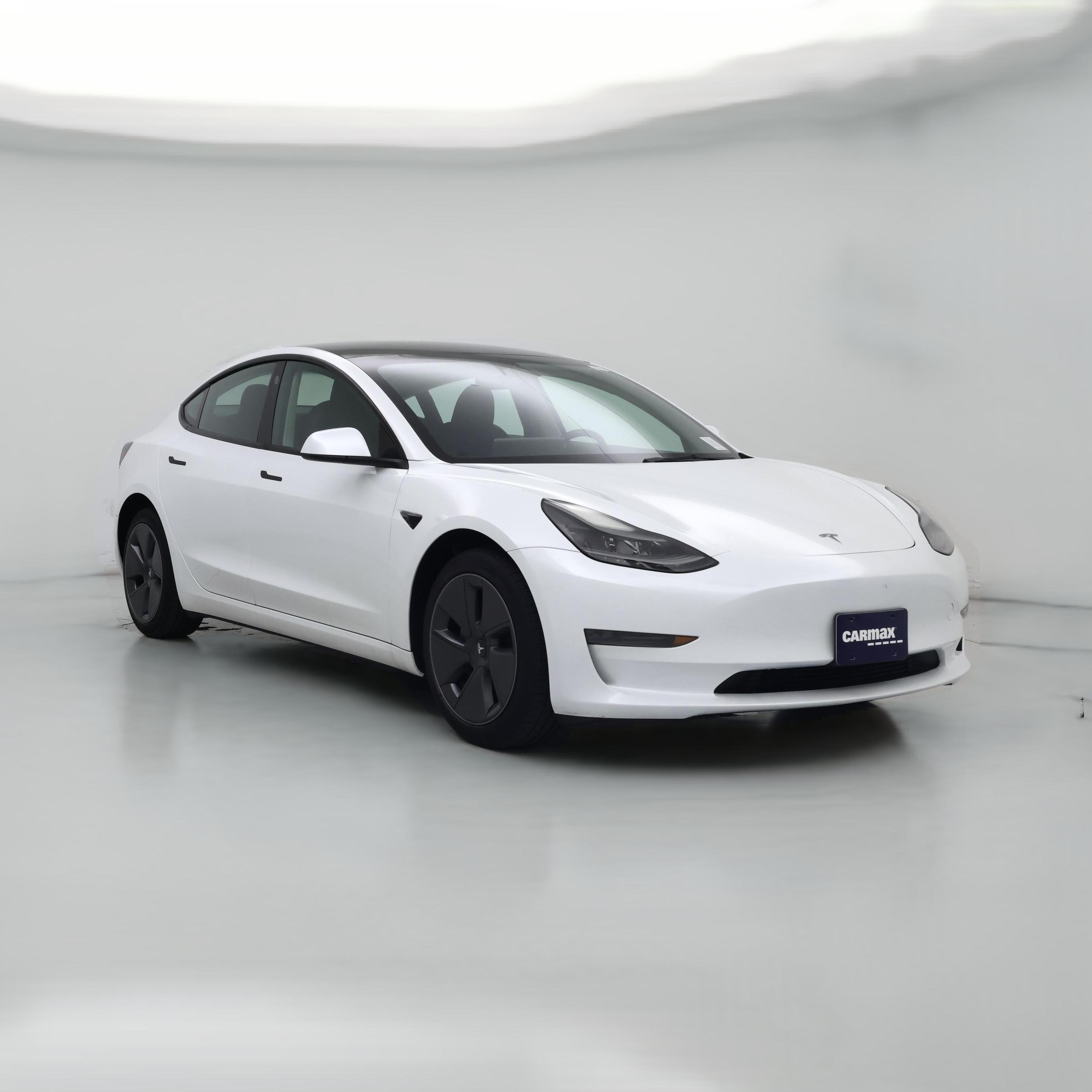 Thumbnail: 2023 Tesla Model 3 - 1