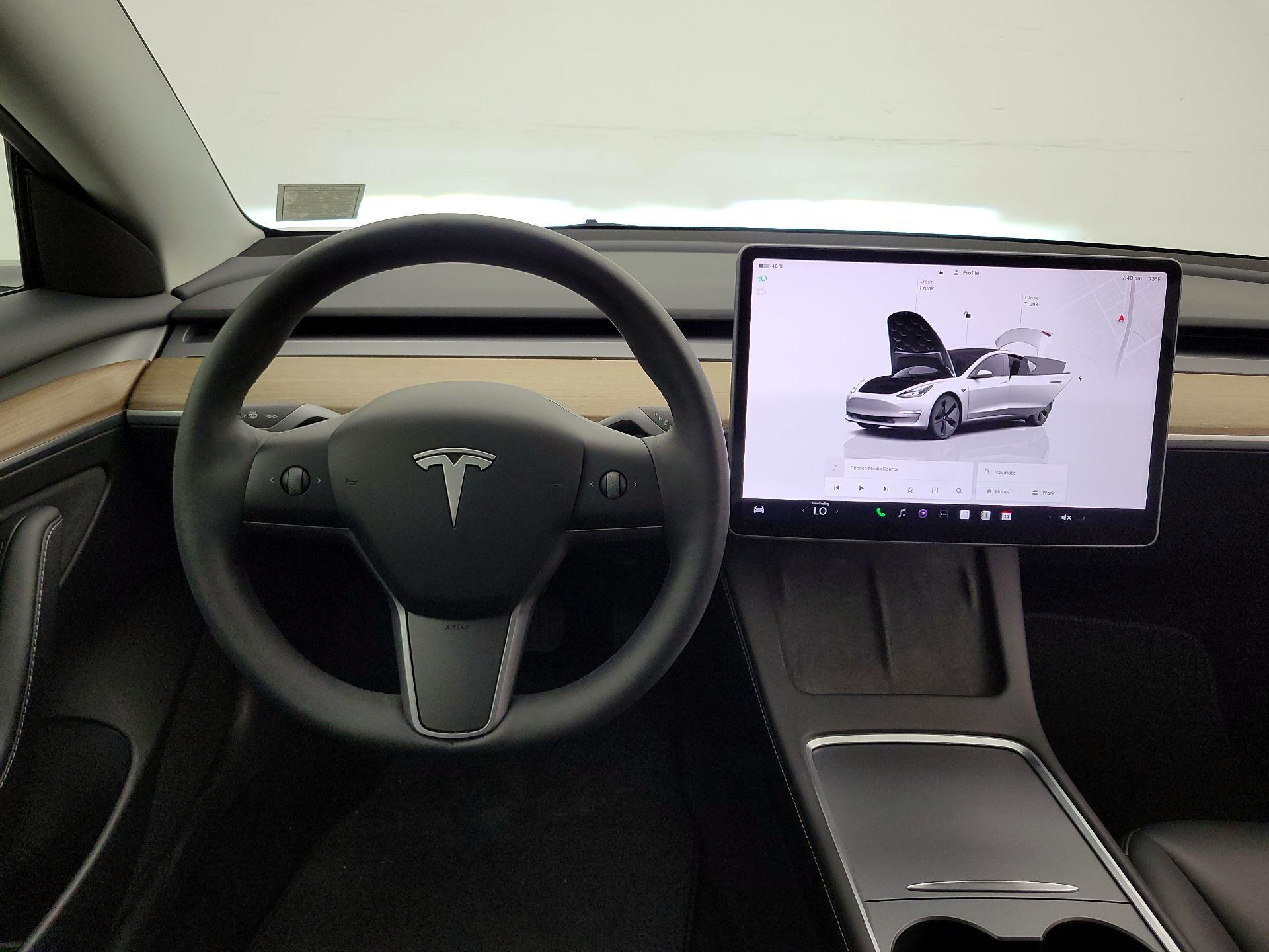 Thumbnail: 2023 Tesla Model 3 - 10