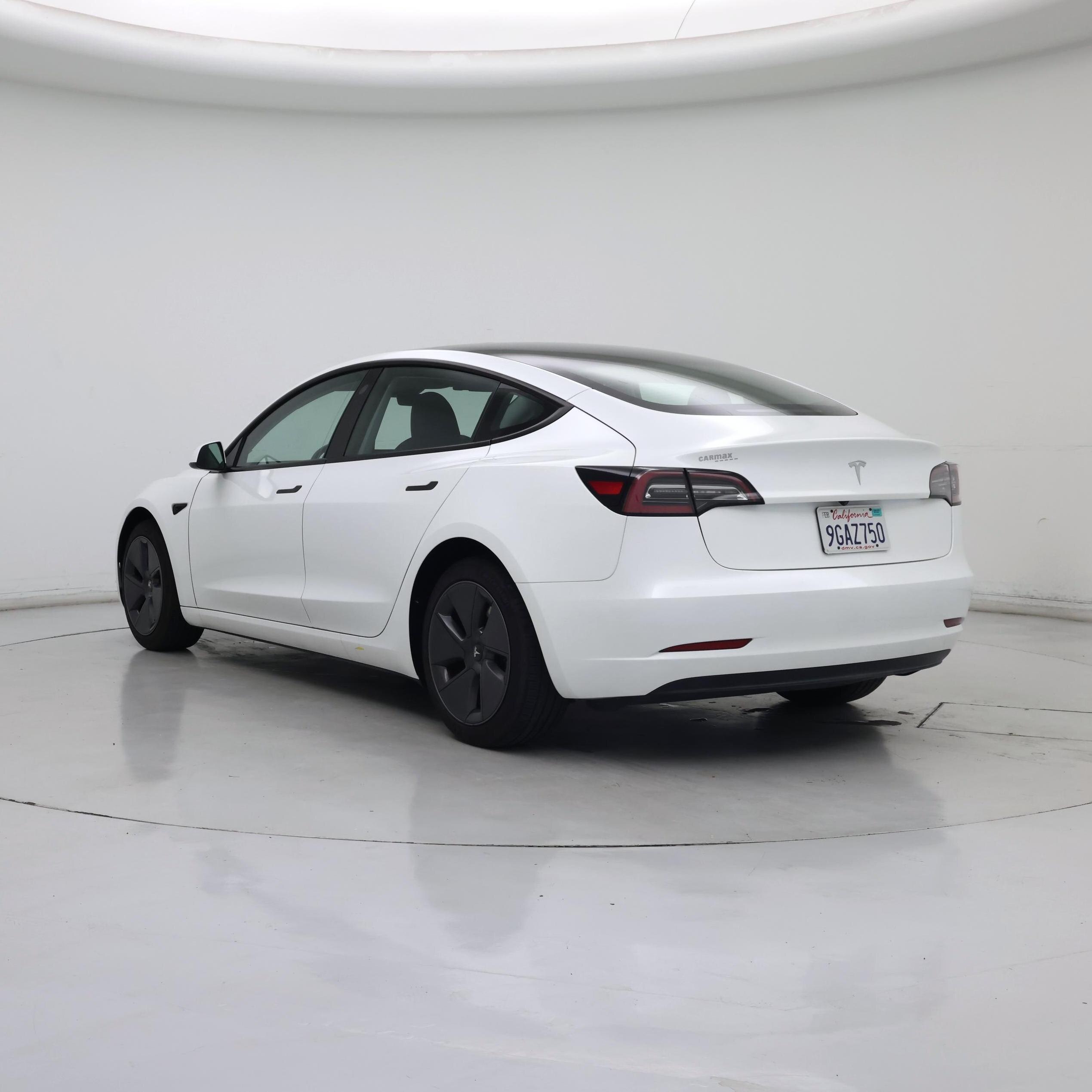 Thumbnail: 2023 Tesla Model 3 - 2