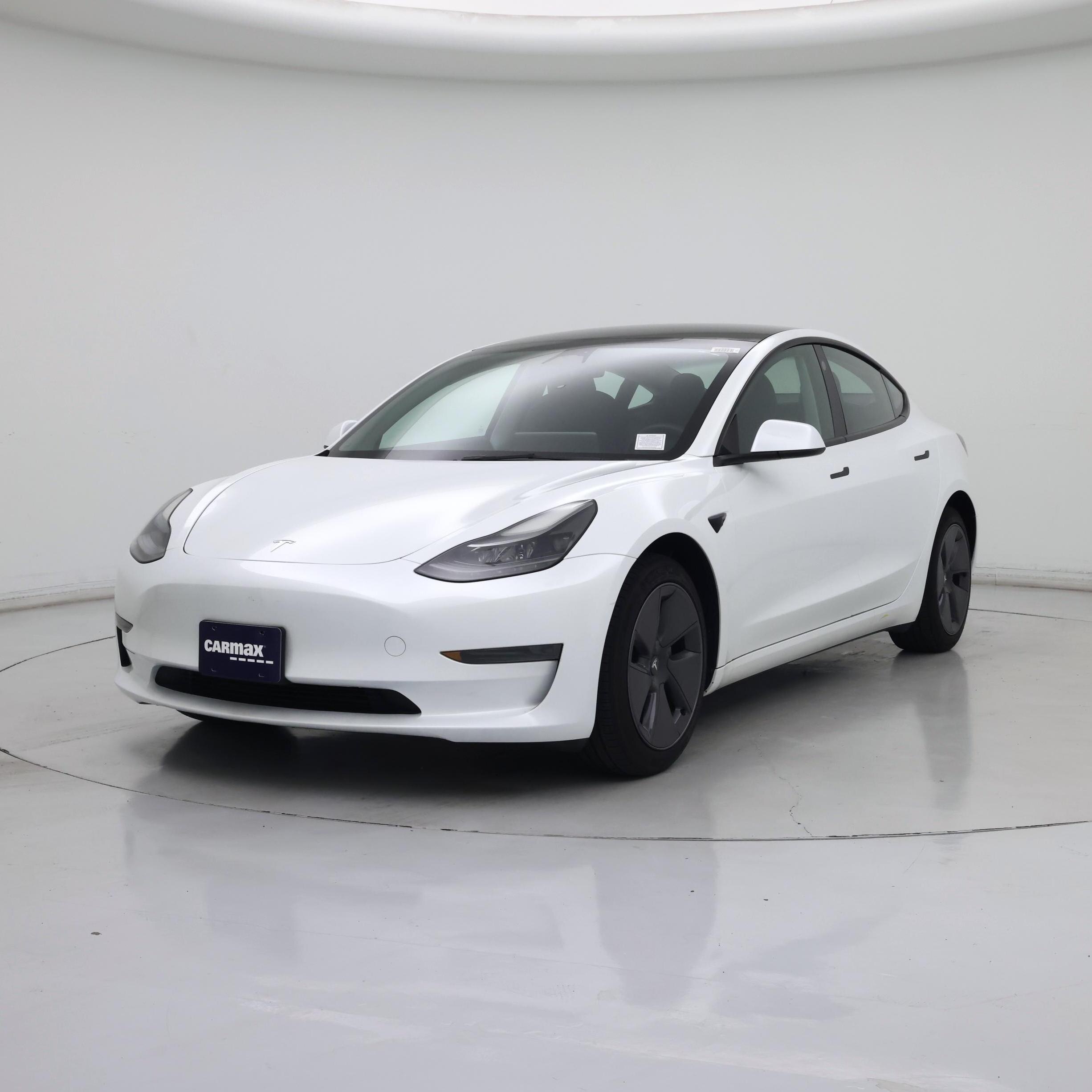 Thumbnail: 2023 Tesla Model 3 - 4