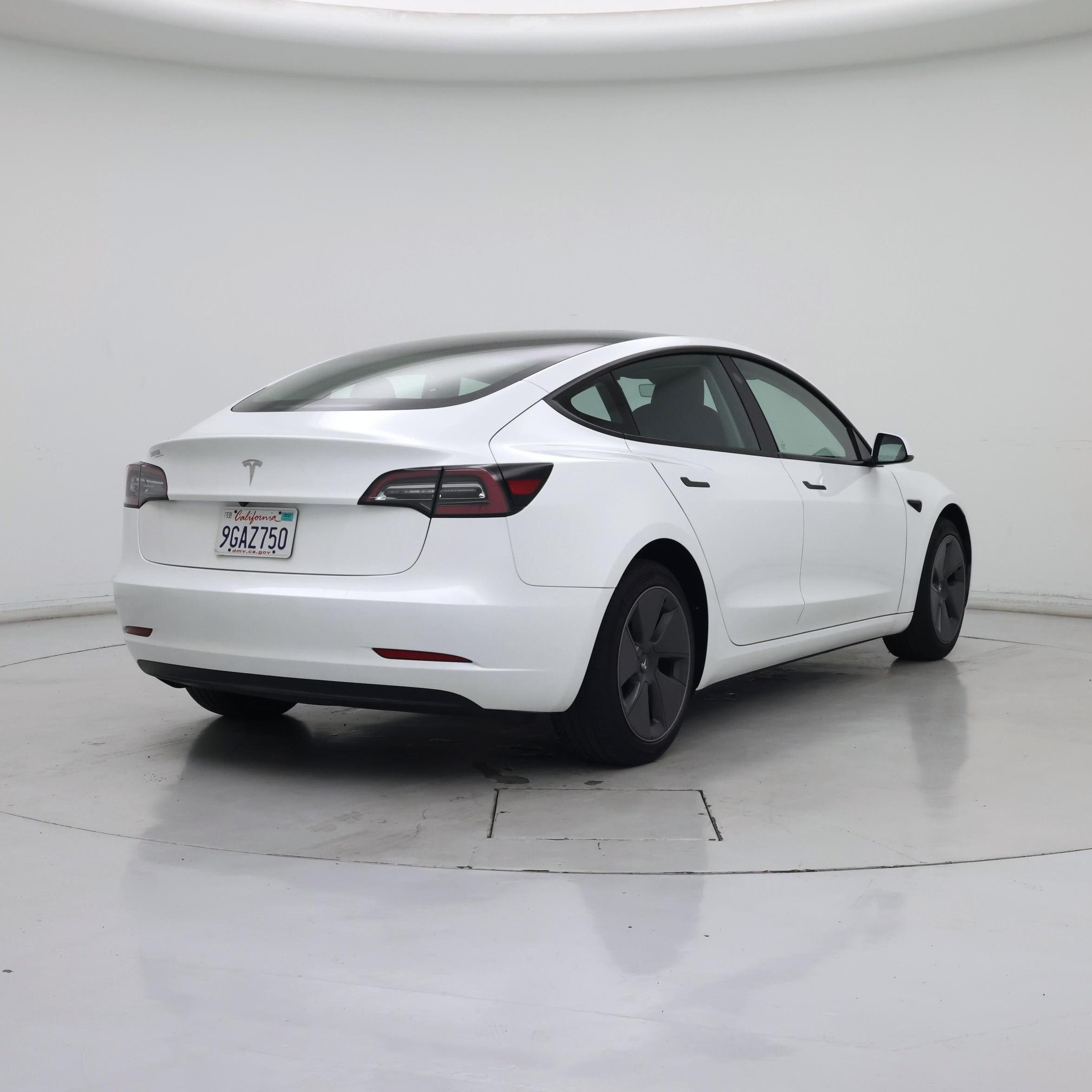Thumbnail: 2023 Tesla Model 3 - 8