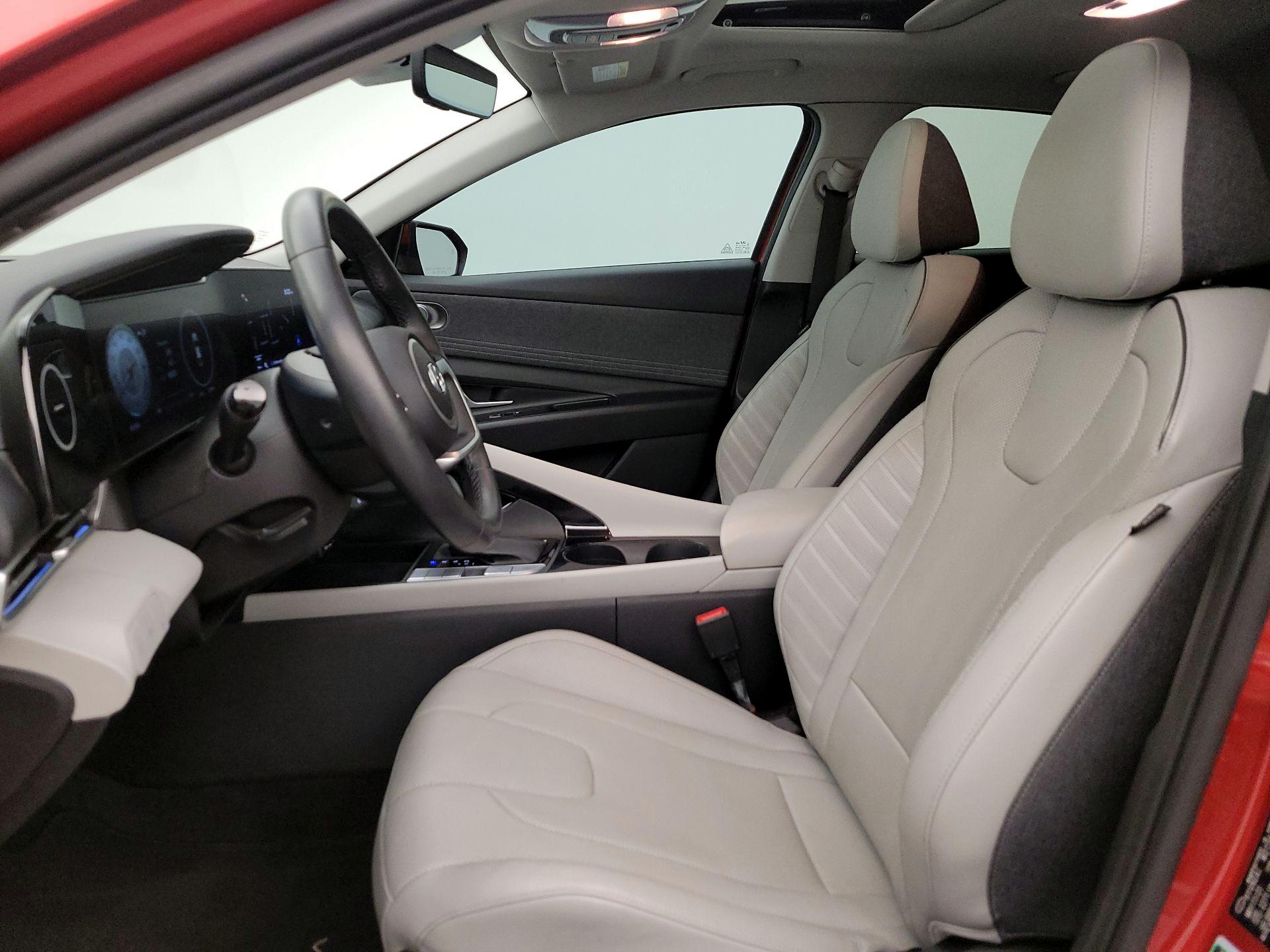 Thumbnail: 2021 Hyundai Elantra - 11