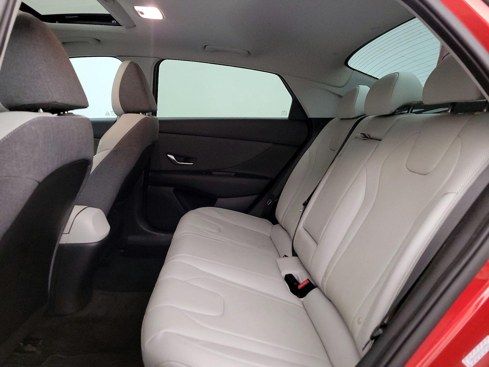 2021 Hyundai Elantra Limited - Photo 22