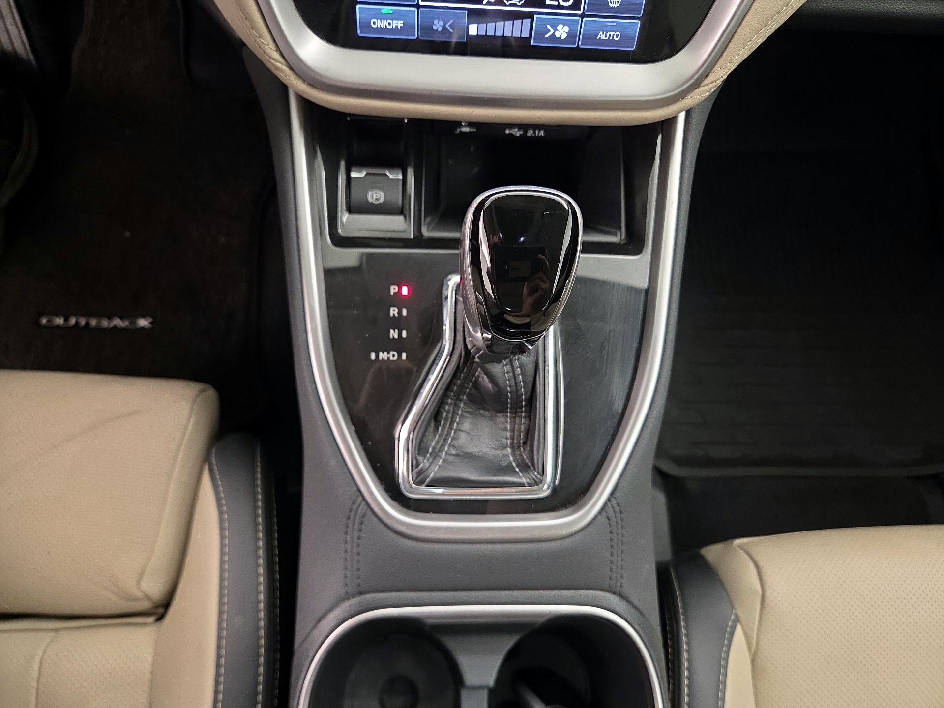 Thumbnail: 2022 Subaru Outback - 18