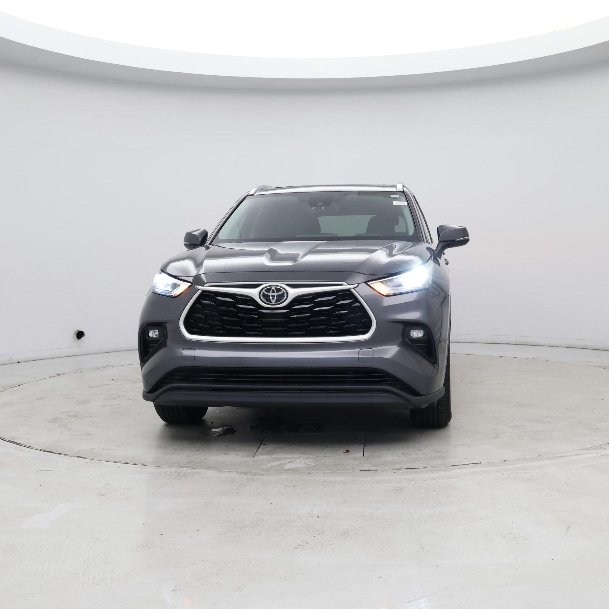 Thumbnail: 2020 Toyota Highlander - 4