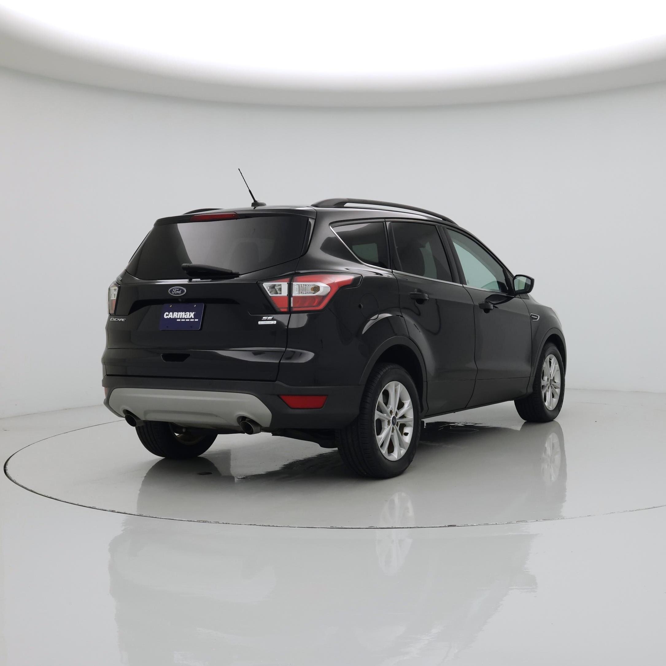 Thumbnail: 2017 Ford Escape - 8