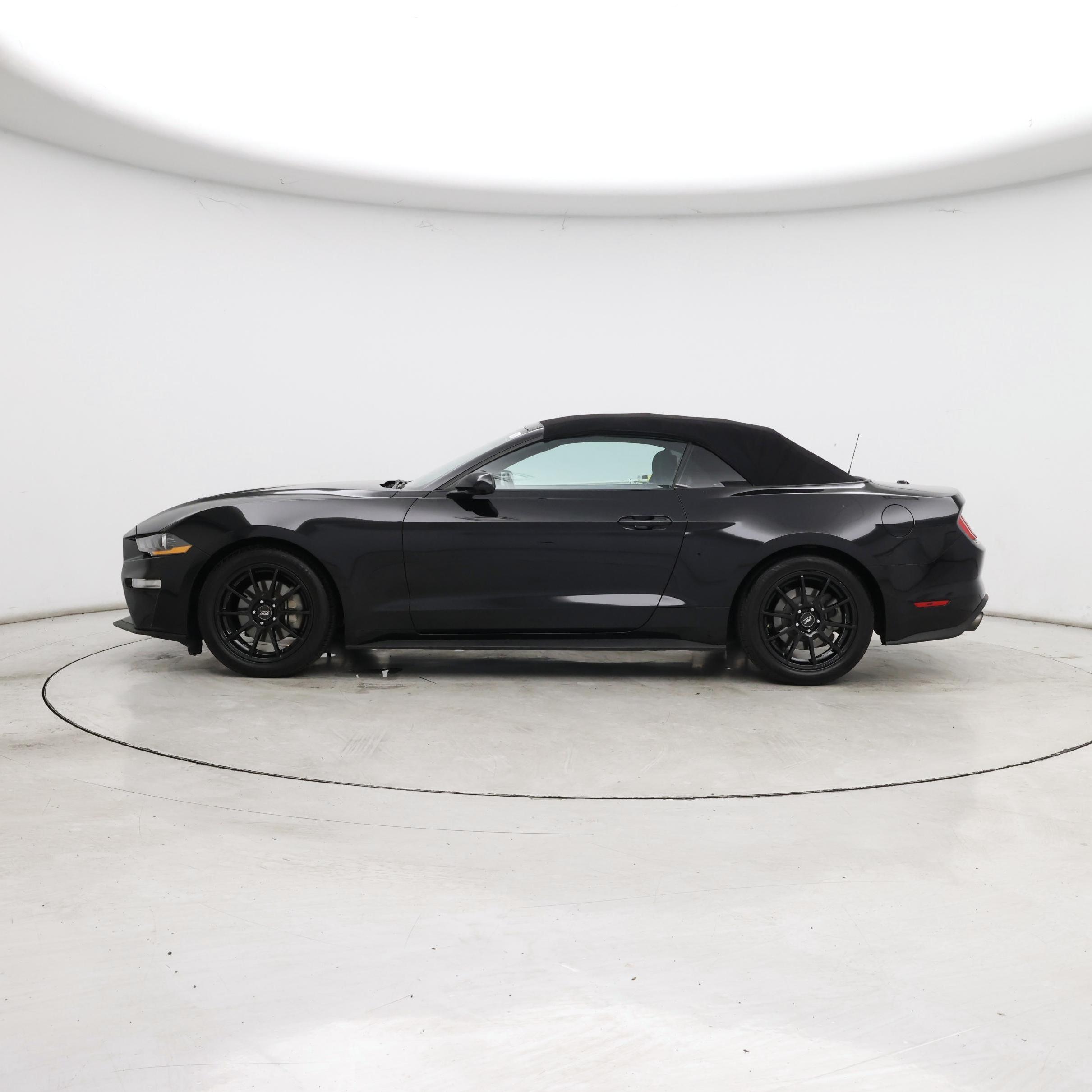 Thumbnail: 2021 Ford Mustang - 3