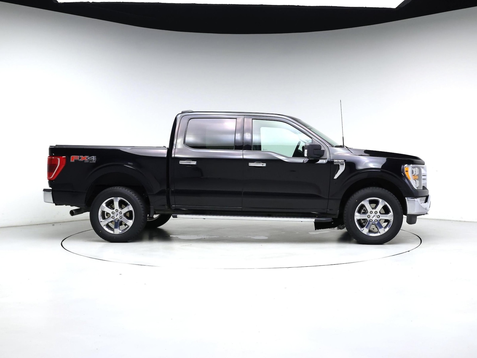 2021 Ford F-150 XLT - Photo 8