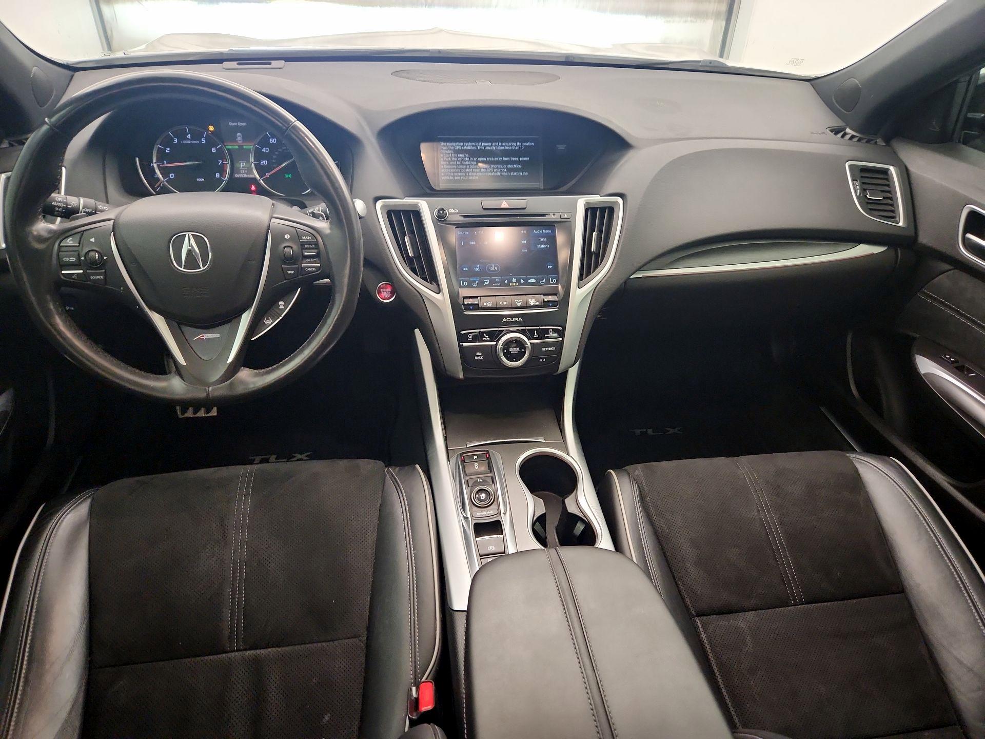 Thumbnail: 2018 Acura TLX - 9