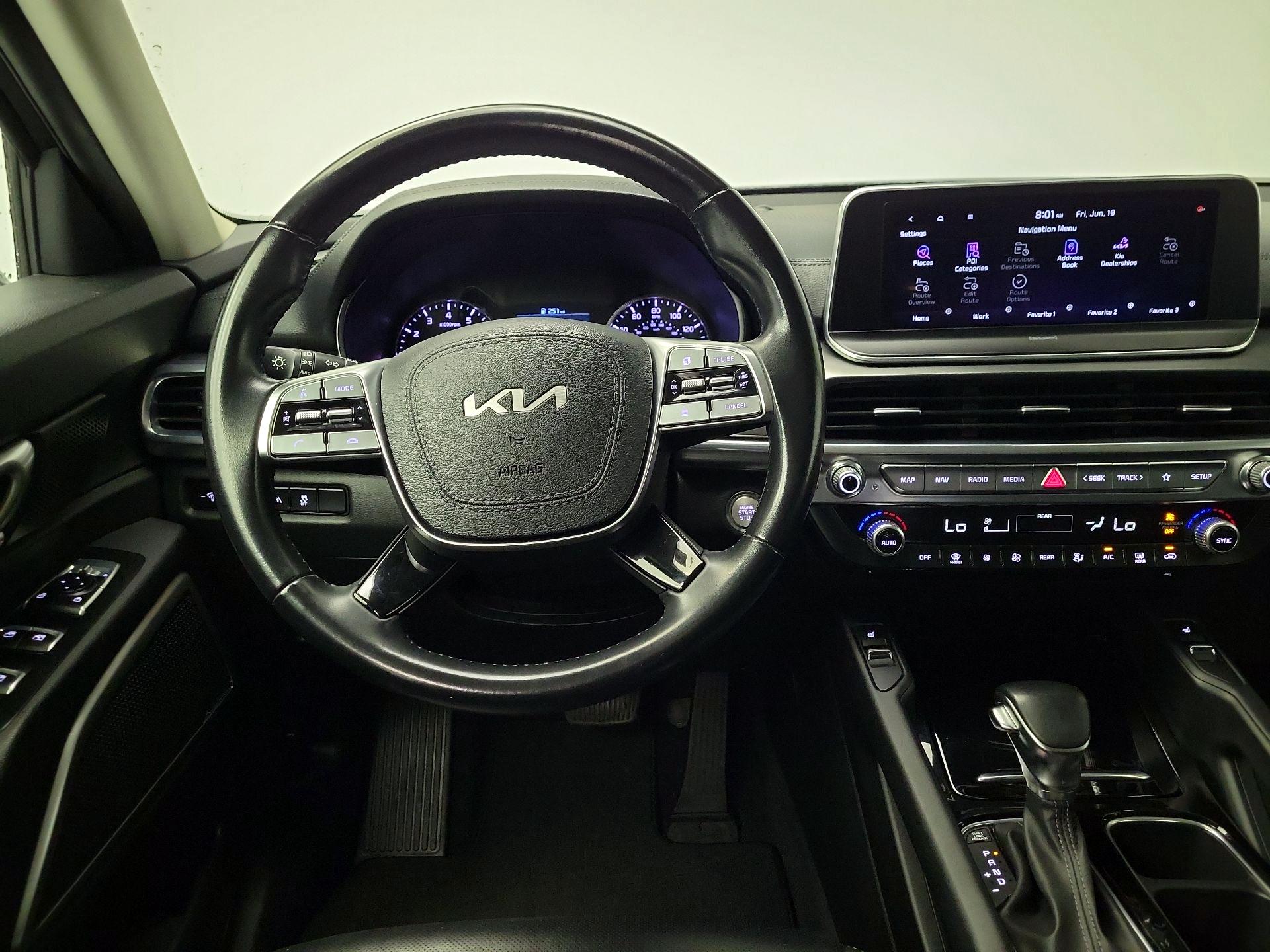 Thumbnail: 2022 Kia Telluride - 10
