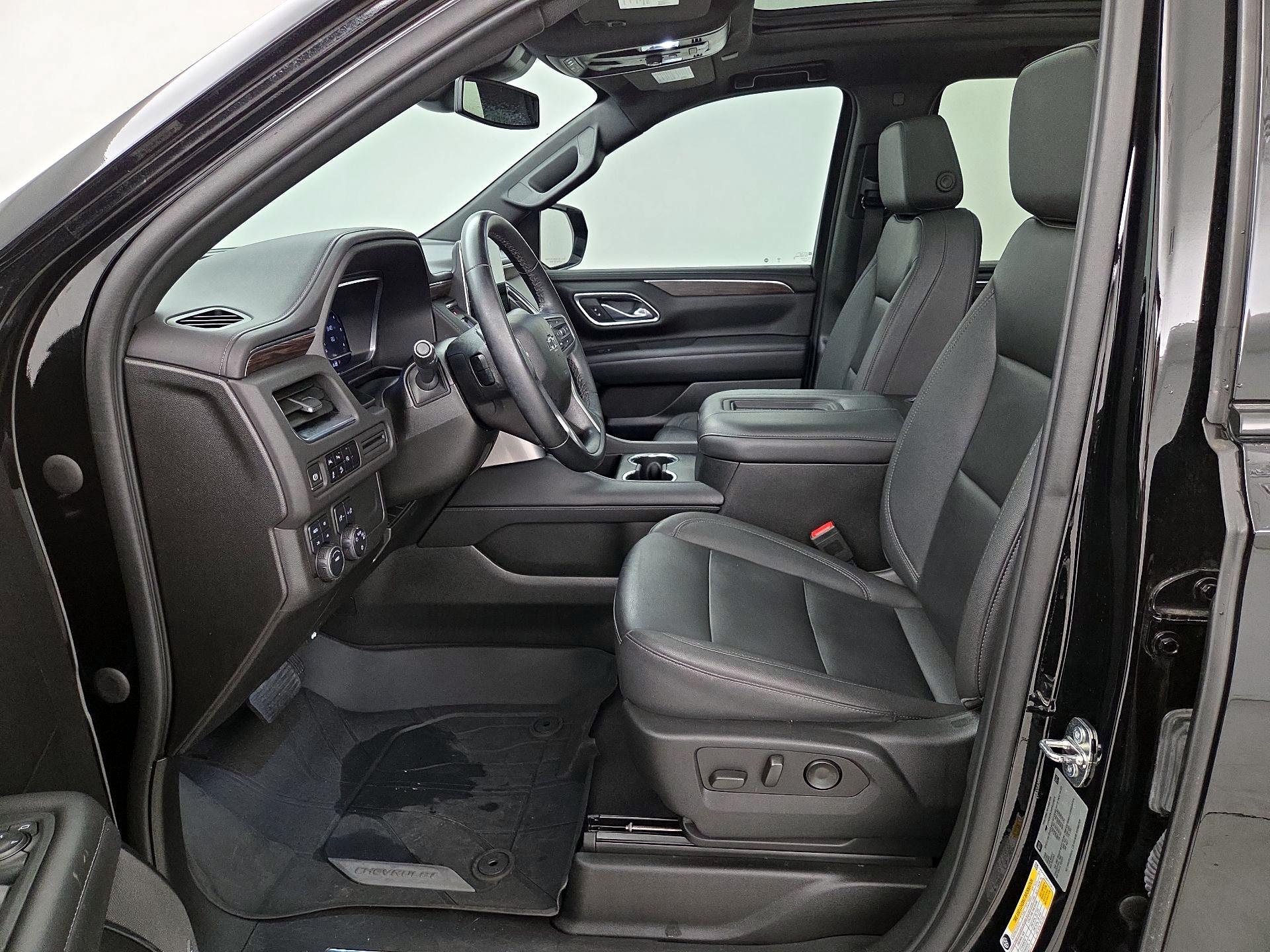 Thumbnail: 2023 Chevrolet Tahoe - 11