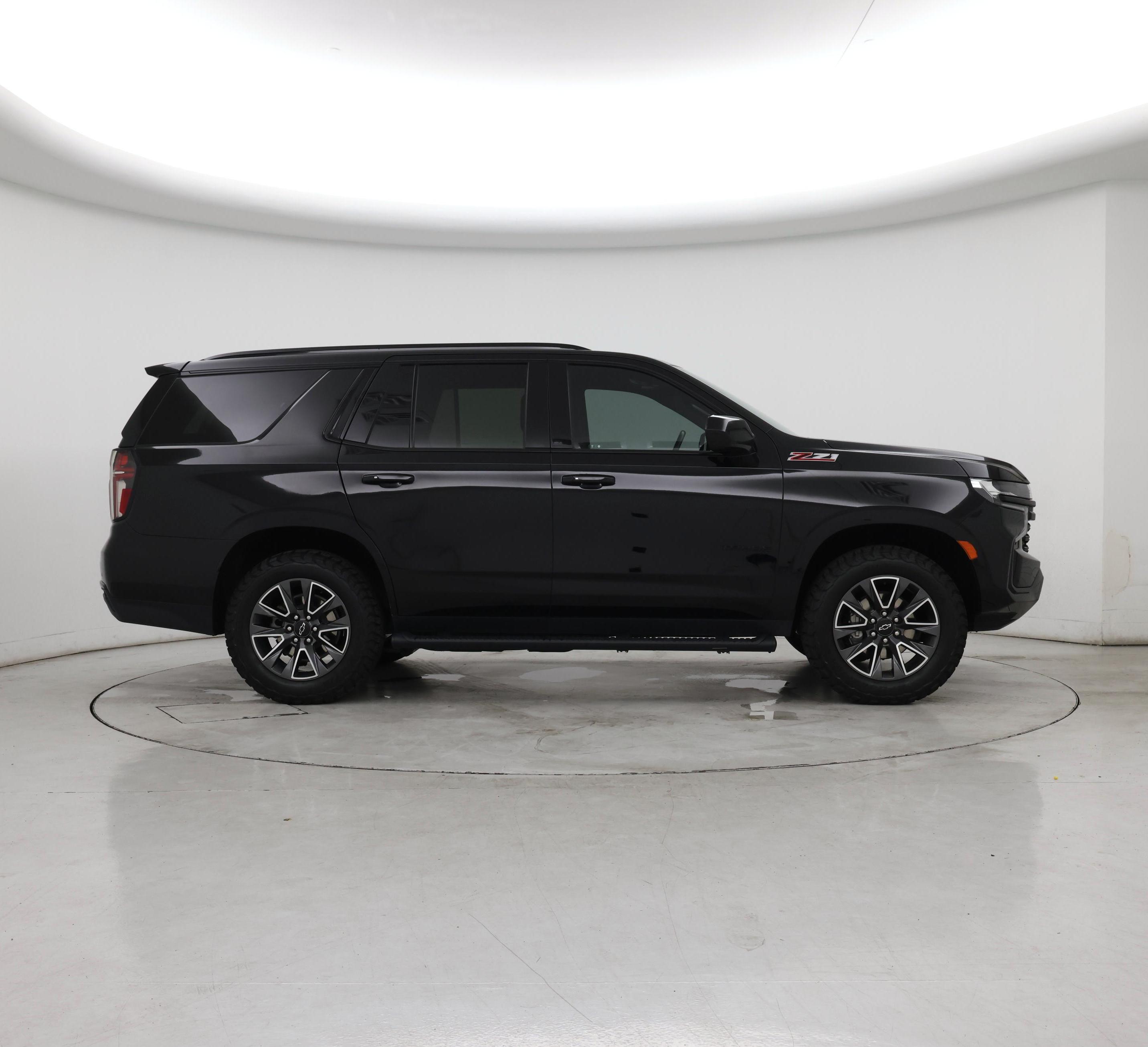 Thumbnail: 2023 Chevrolet Tahoe - 7