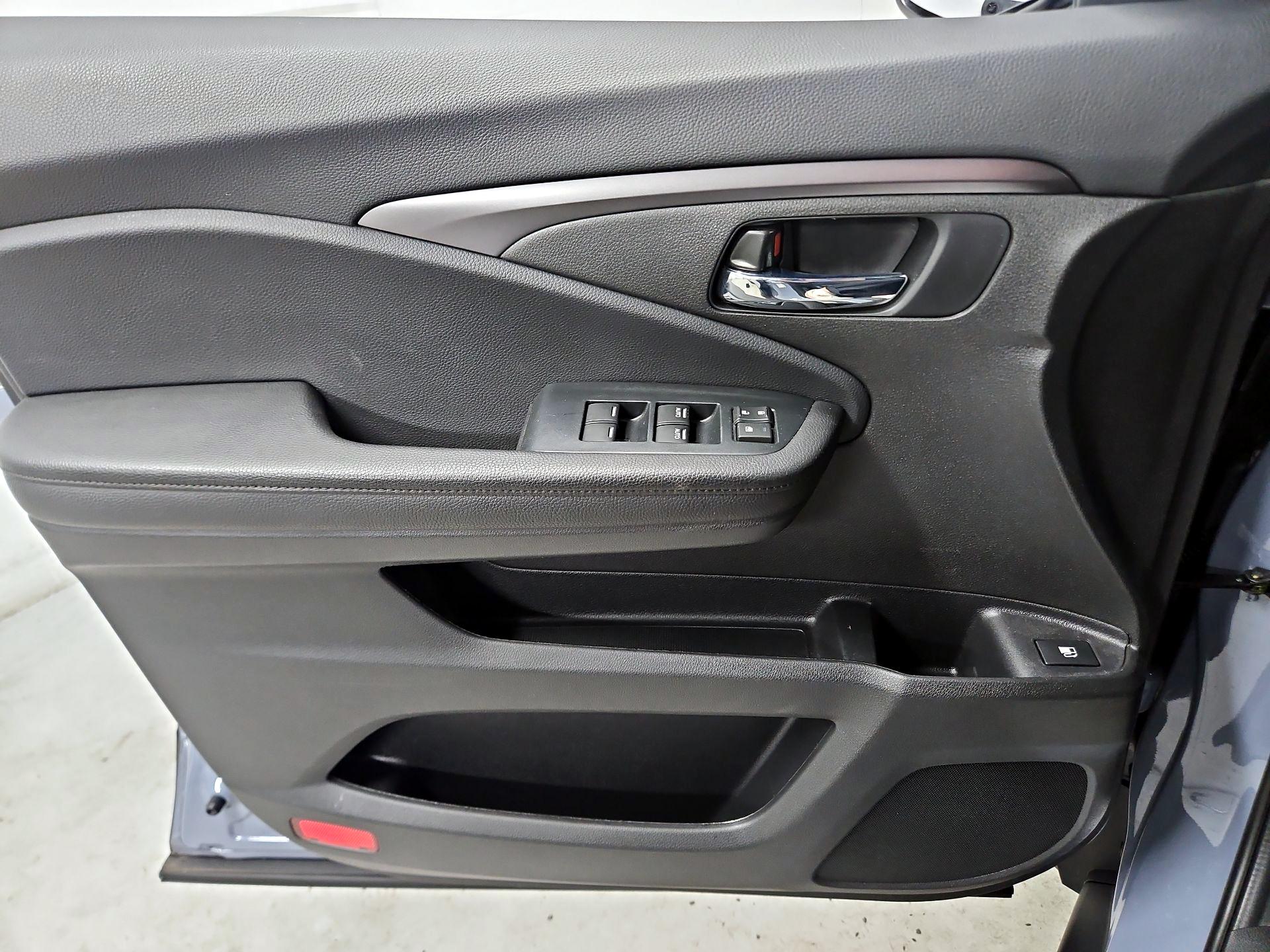 Thumbnail: 2022 Honda Pilot - 12