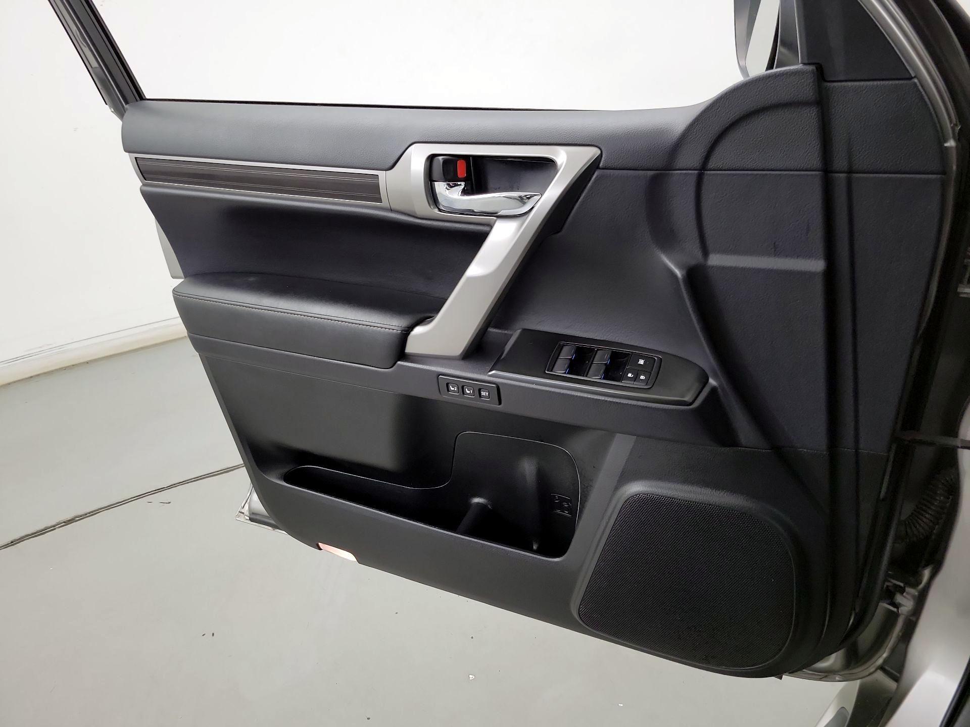 Thumbnail: 2022 Lexus GX - 12