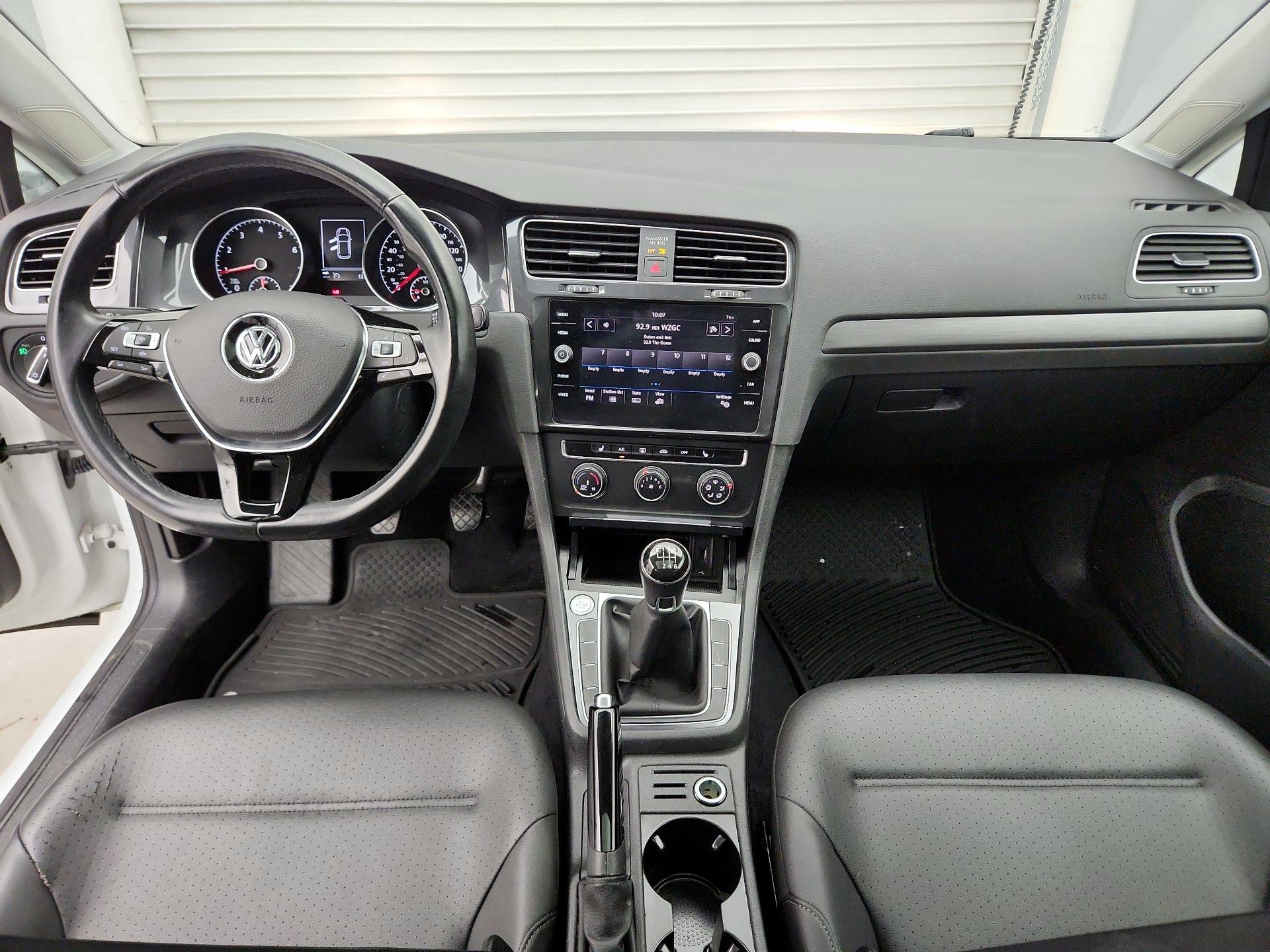 Thumbnail: 2019 Volkswagen Golf - 9