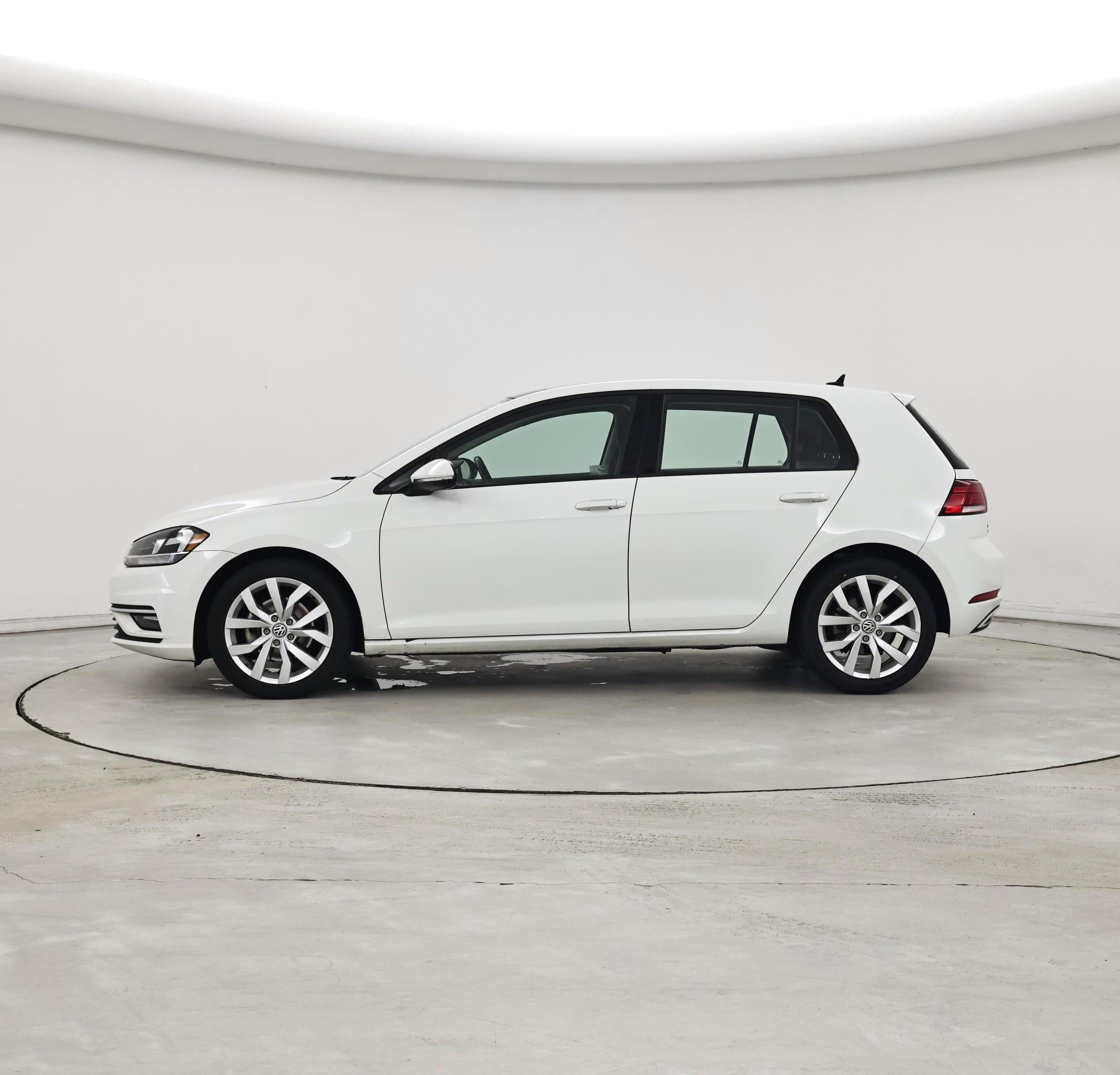 Thumbnail: 2019 Volkswagen Golf - 3