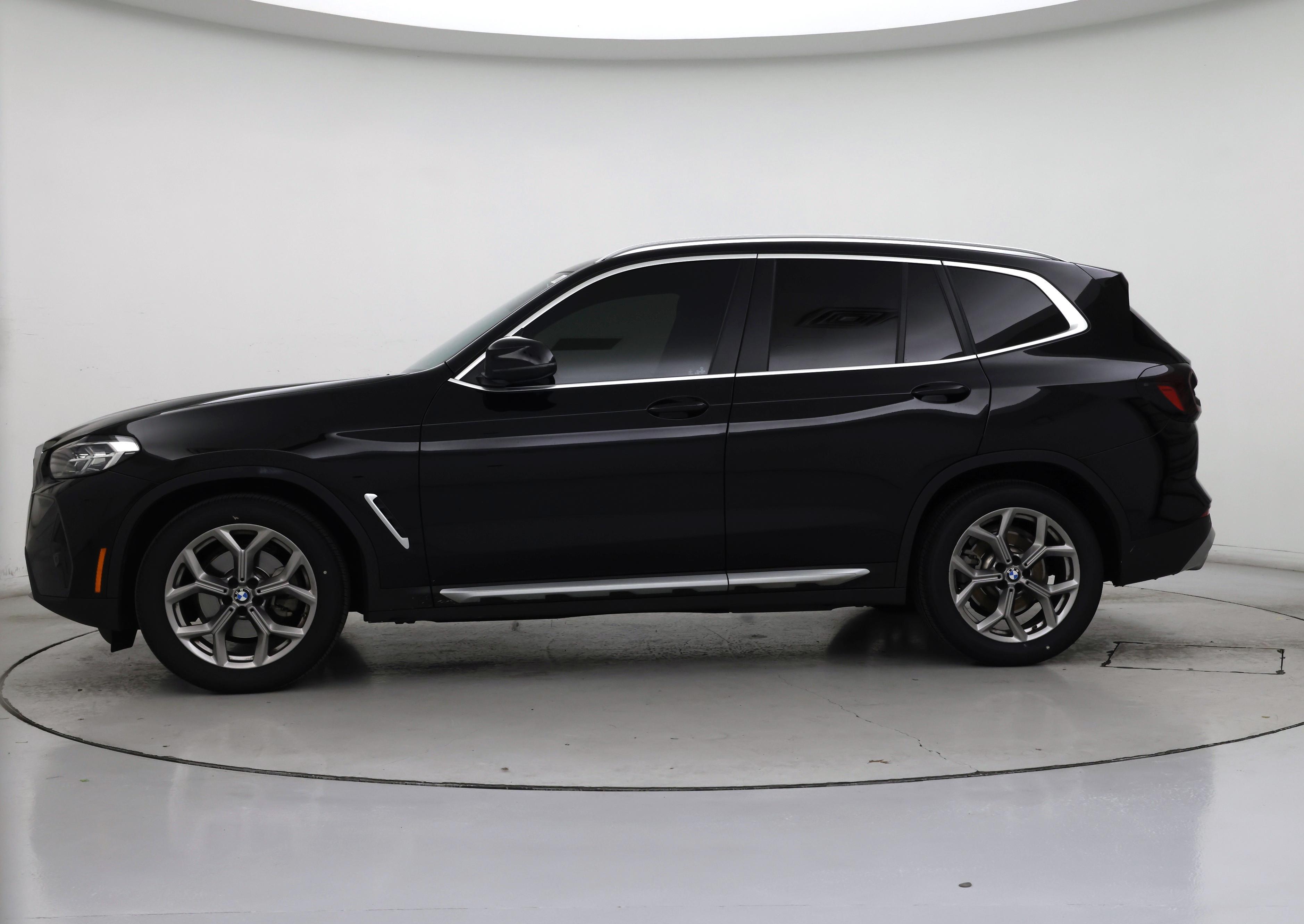 Thumbnail: 2023 BMW X3 - 3