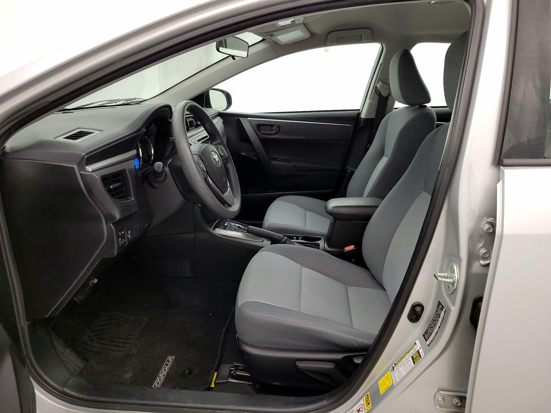 Thumbnail: 2015 Toyota Corolla - 11