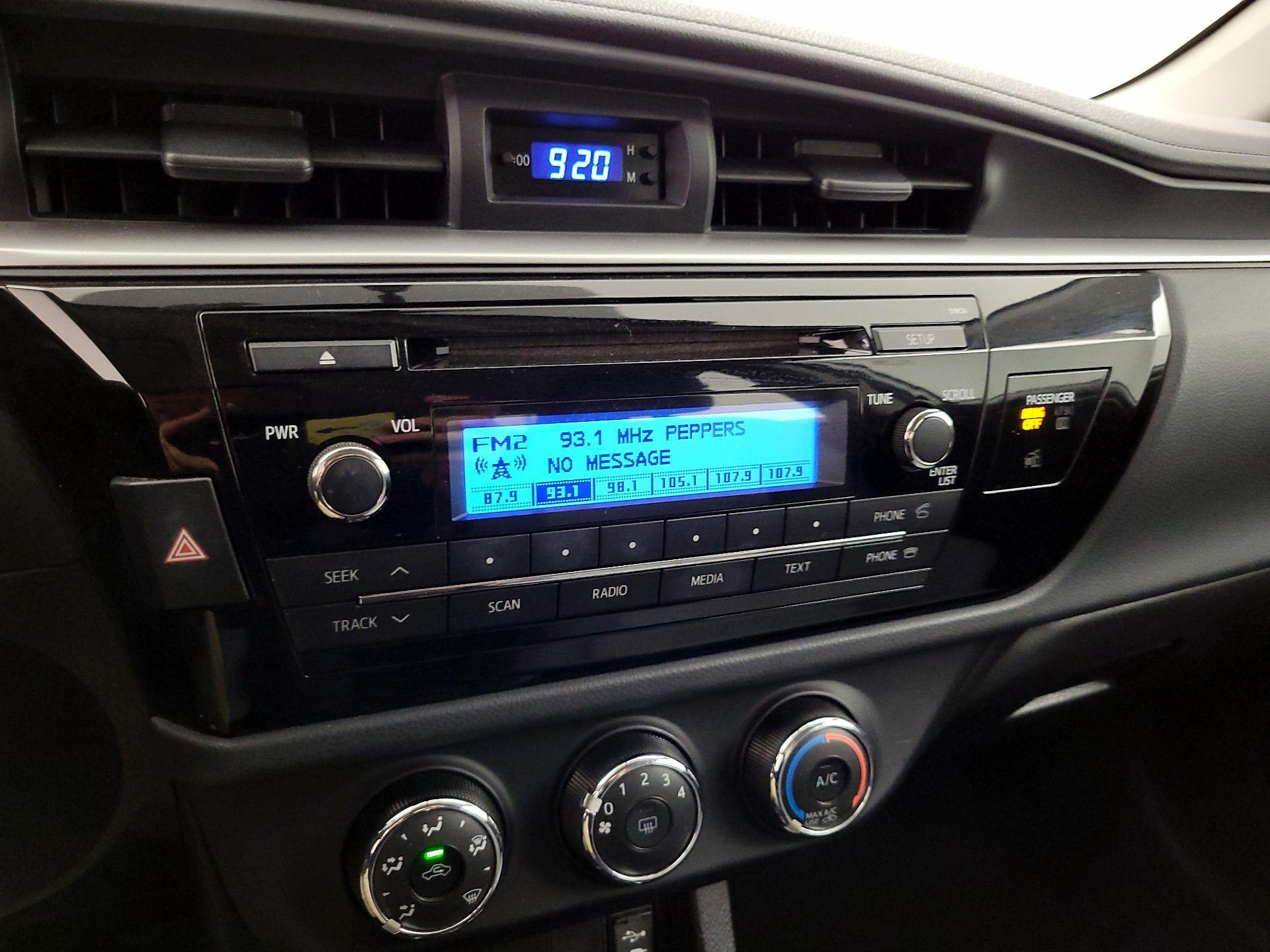 Thumbnail: 2015 Toyota Corolla - 14