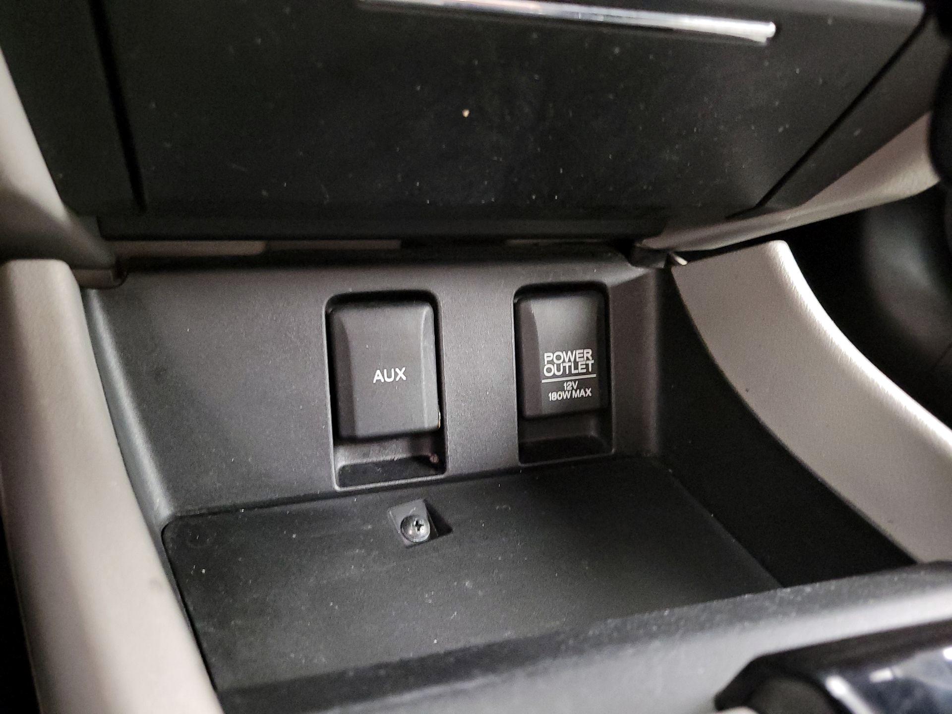 Thumbnail: 2014 Honda Civic - 17
