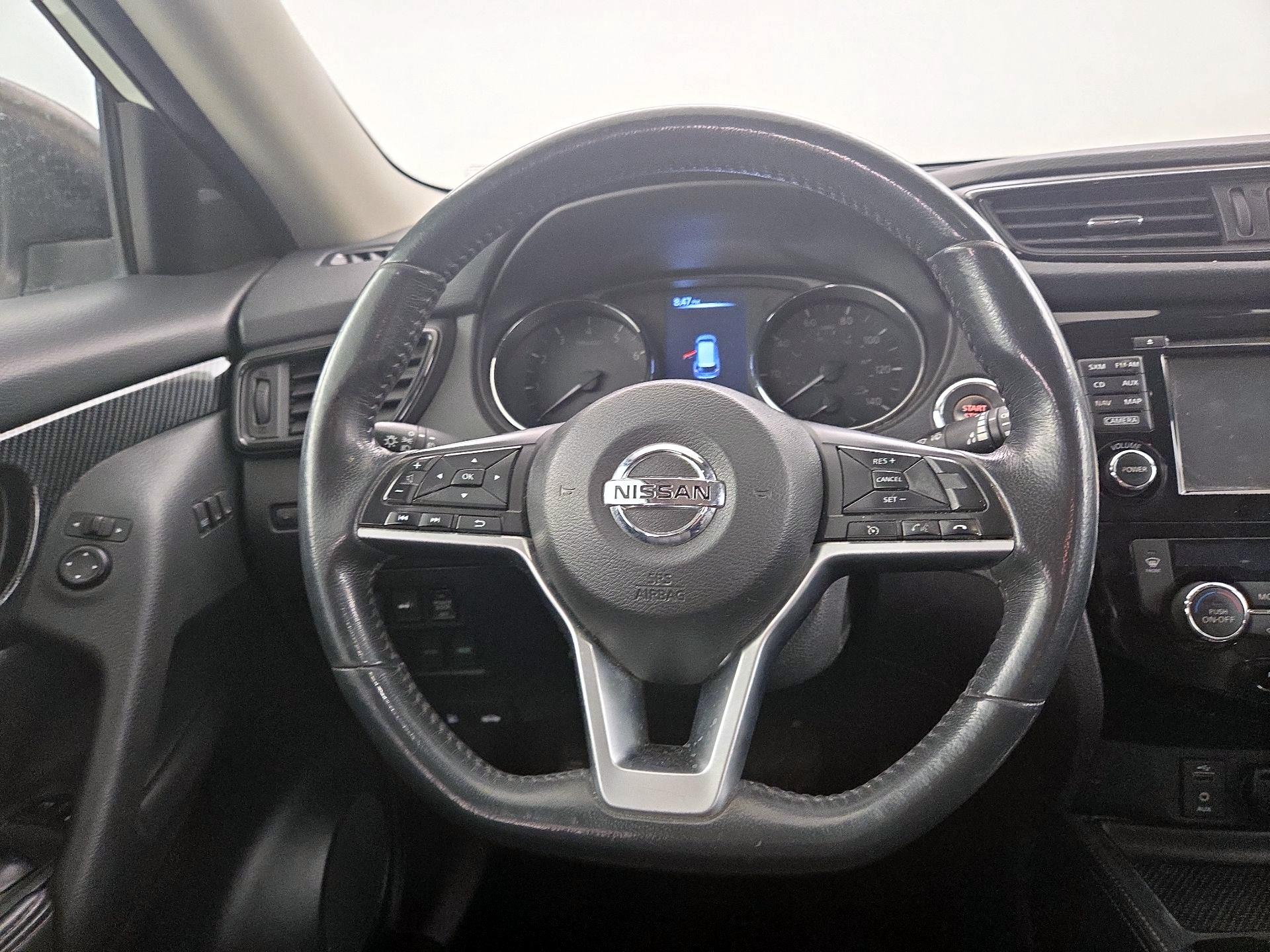 Thumbnail: 2017 Nissan Rogue - 10