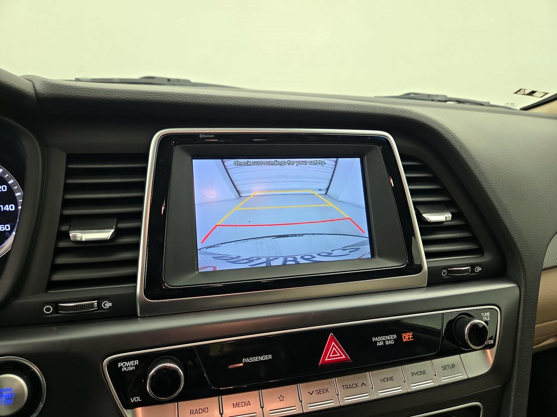 Thumbnail: 2019 Hyundai Sonata - 14