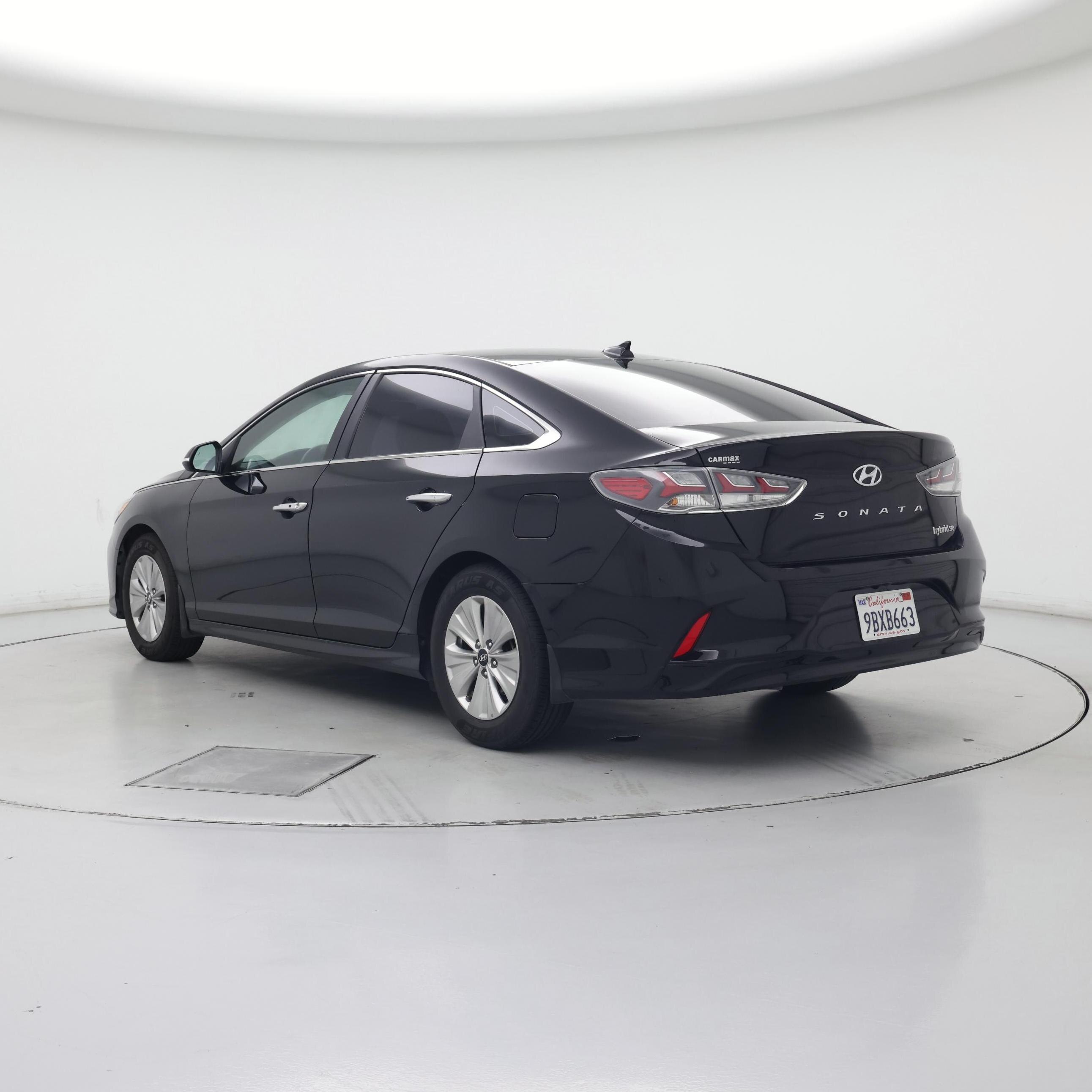 Thumbnail: 2019 Hyundai Sonata - 2