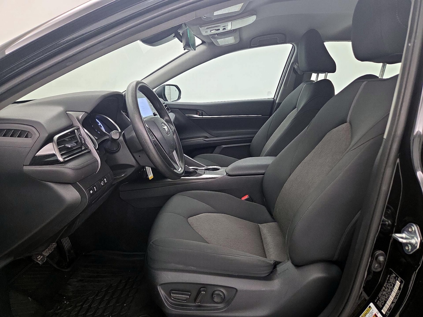 Power Seat(s) & Side Airbags