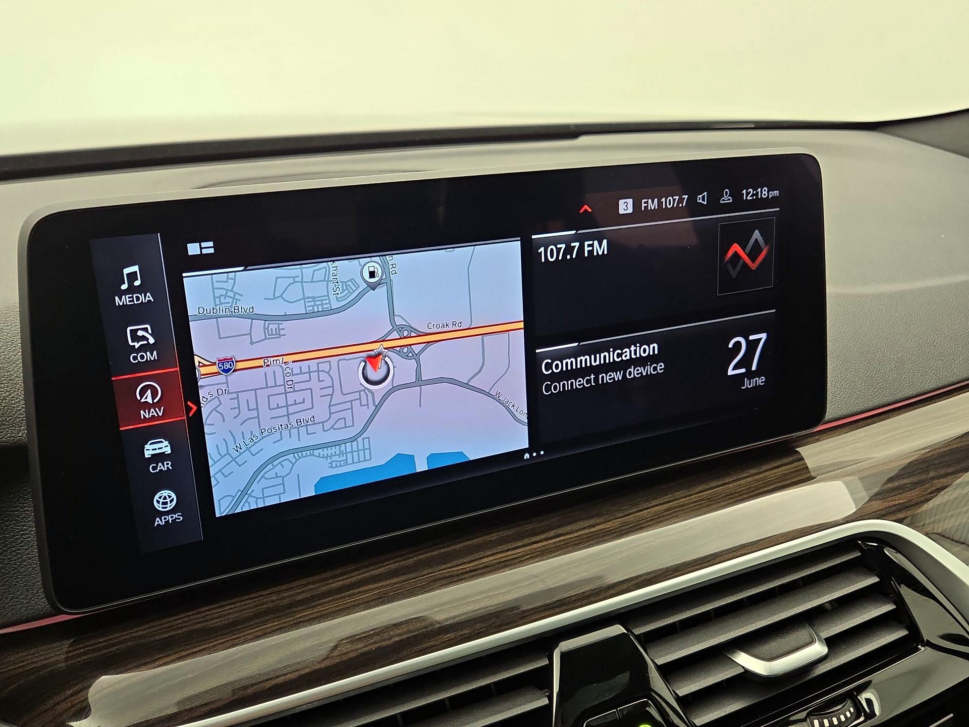 Thumbnail: 2021 BMW 5 Series - 16