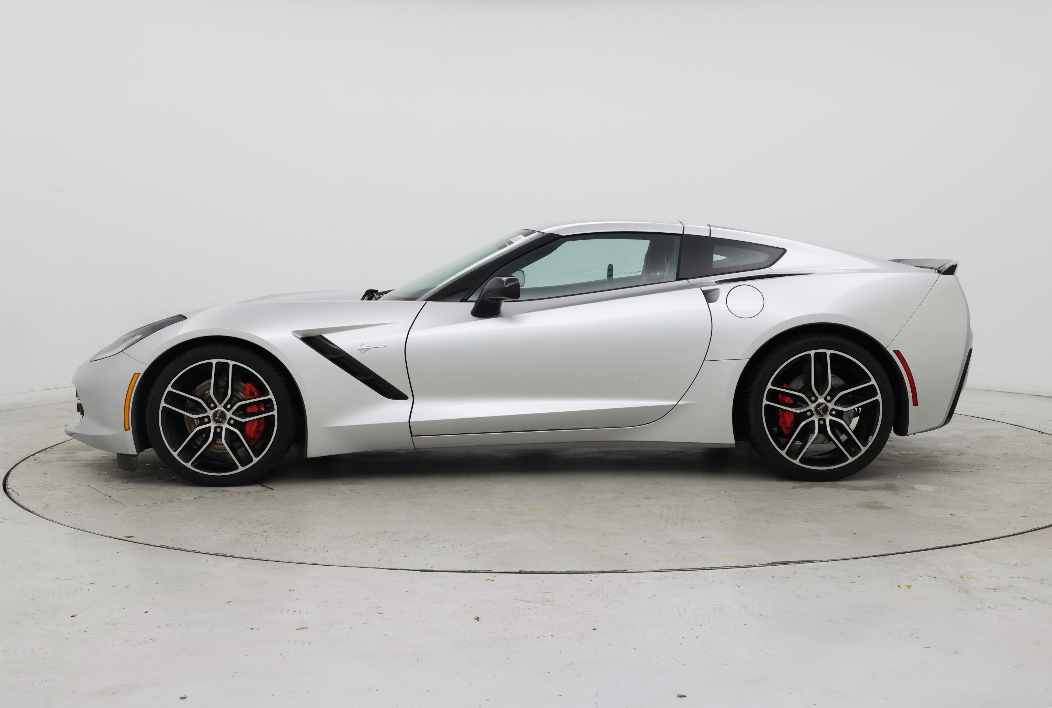 Thumbnail: 2017 Chevrolet Corvette - 3