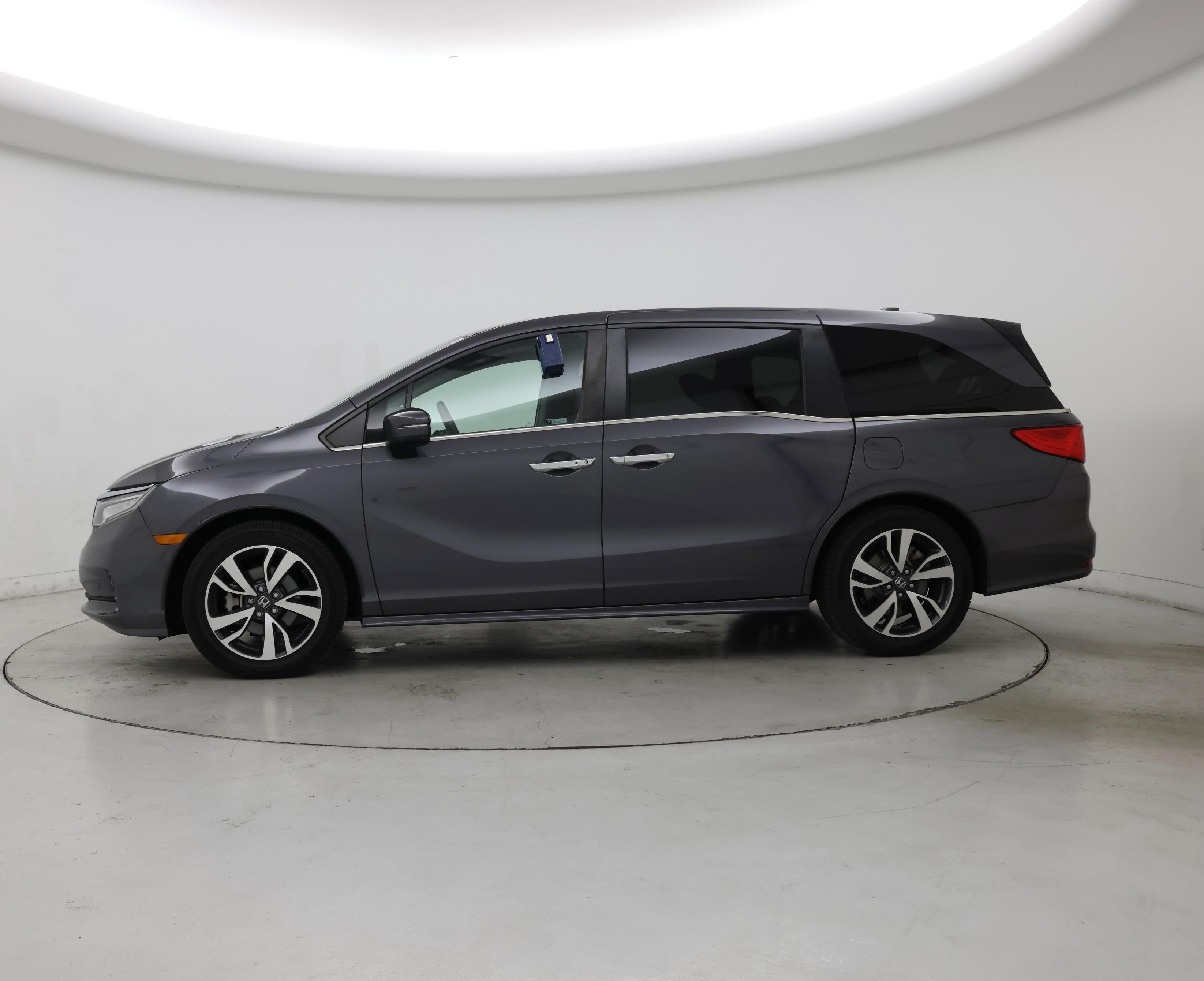 Thumbnail: 2021 Honda Odyssey - 3