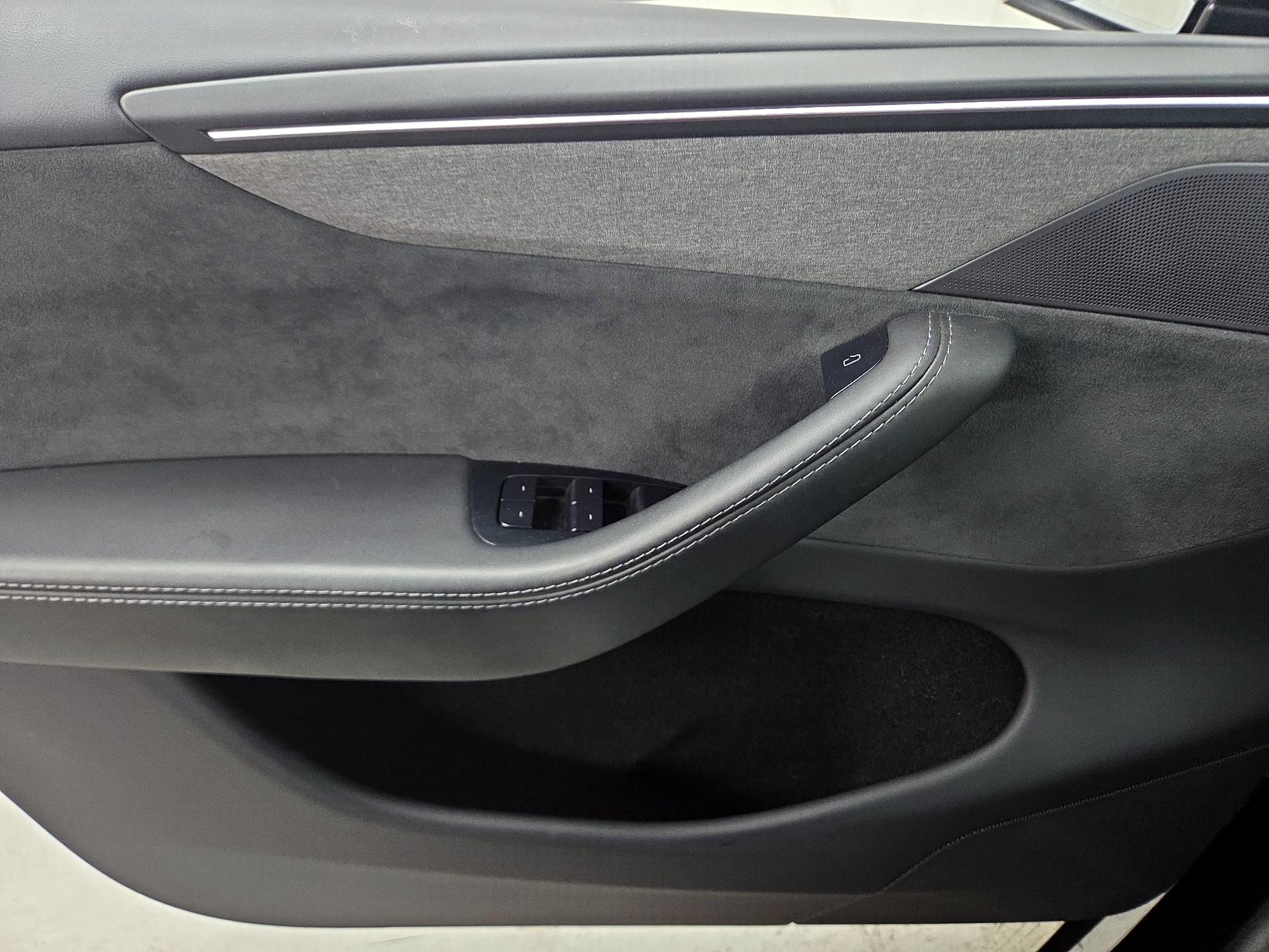 Thumbnail: 2026 Tesla Model Y - 12