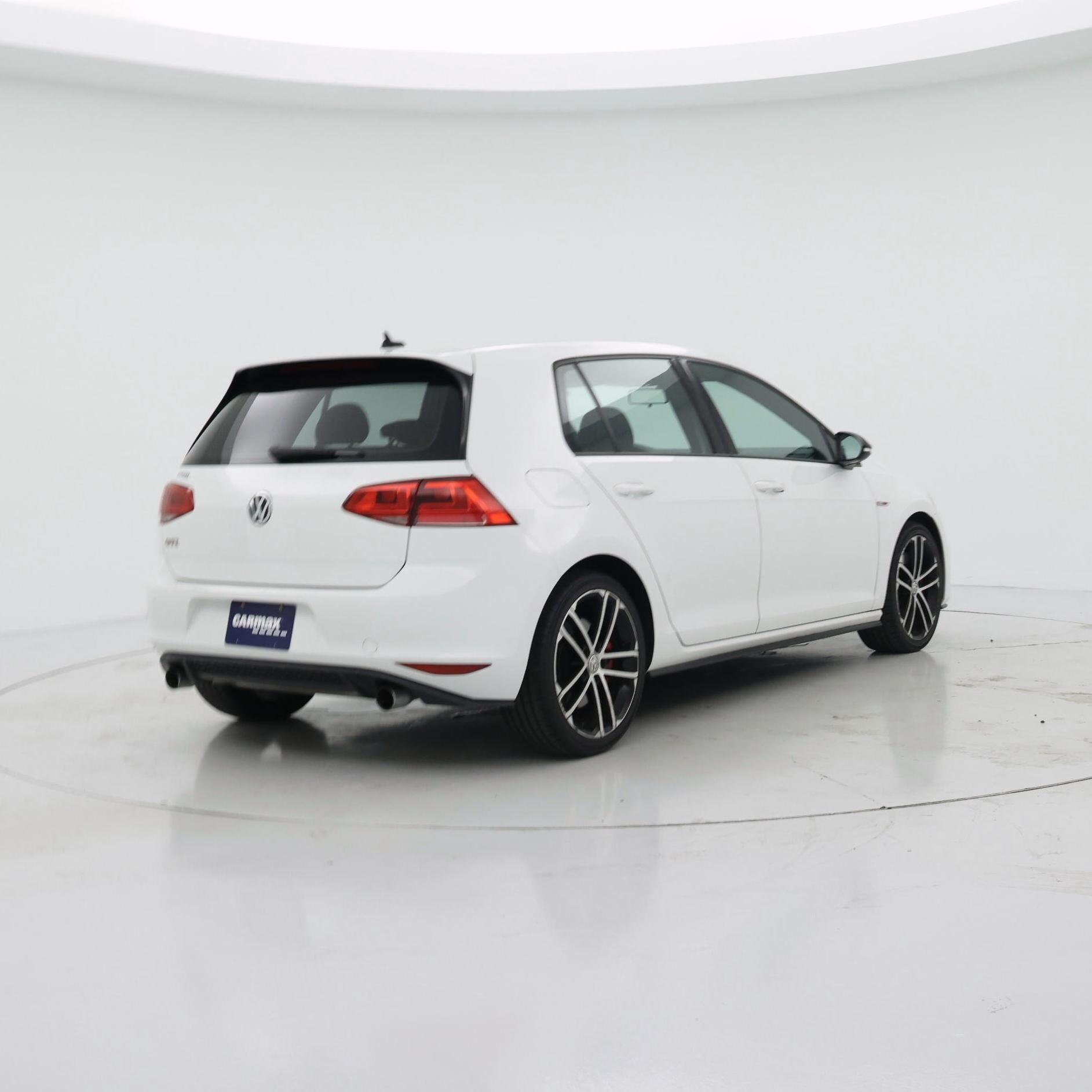 Thumbnail: 2017 Volkswagen Golf - 8