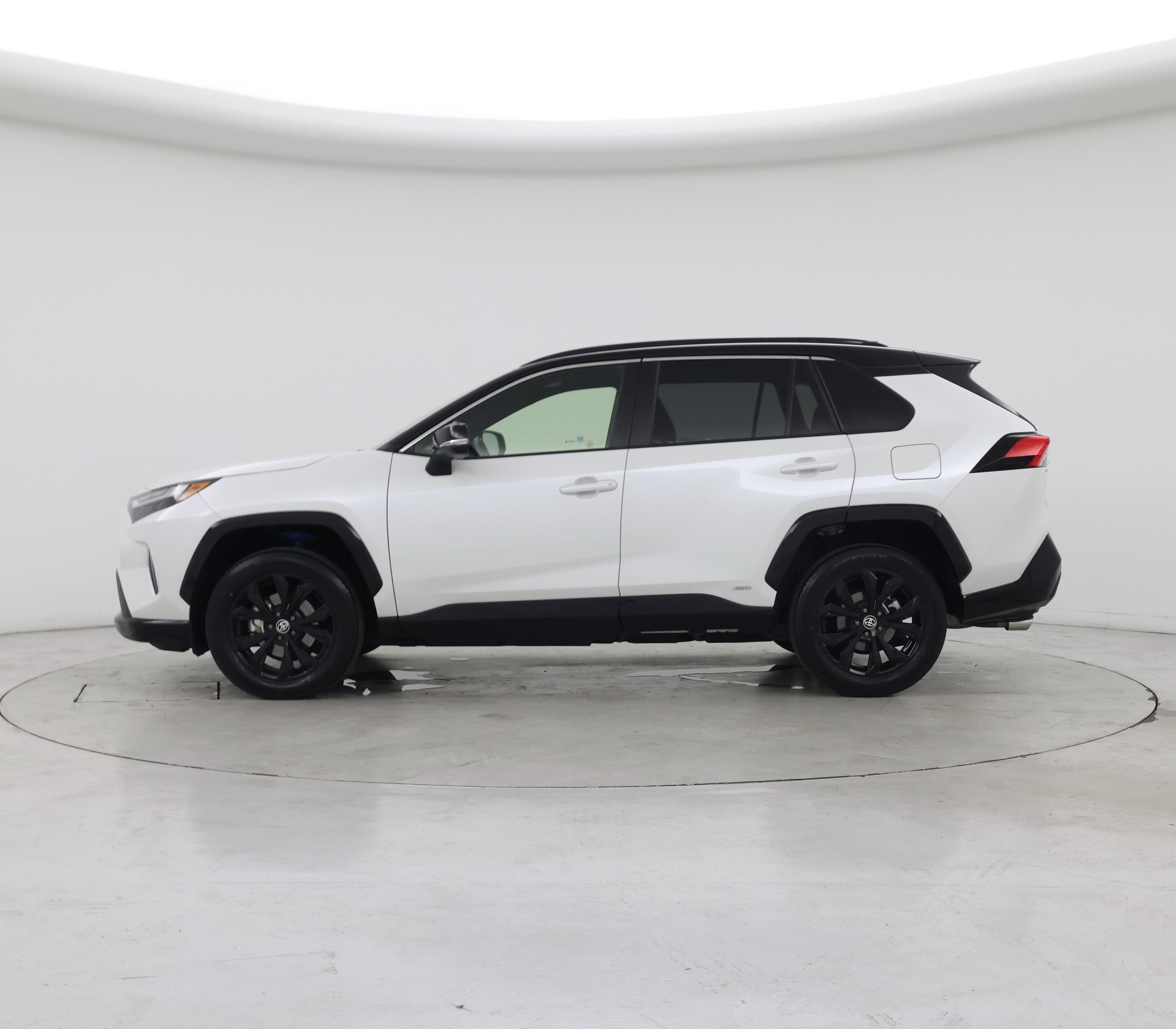 Thumbnail: 2023 Toyota RAV4 - 3