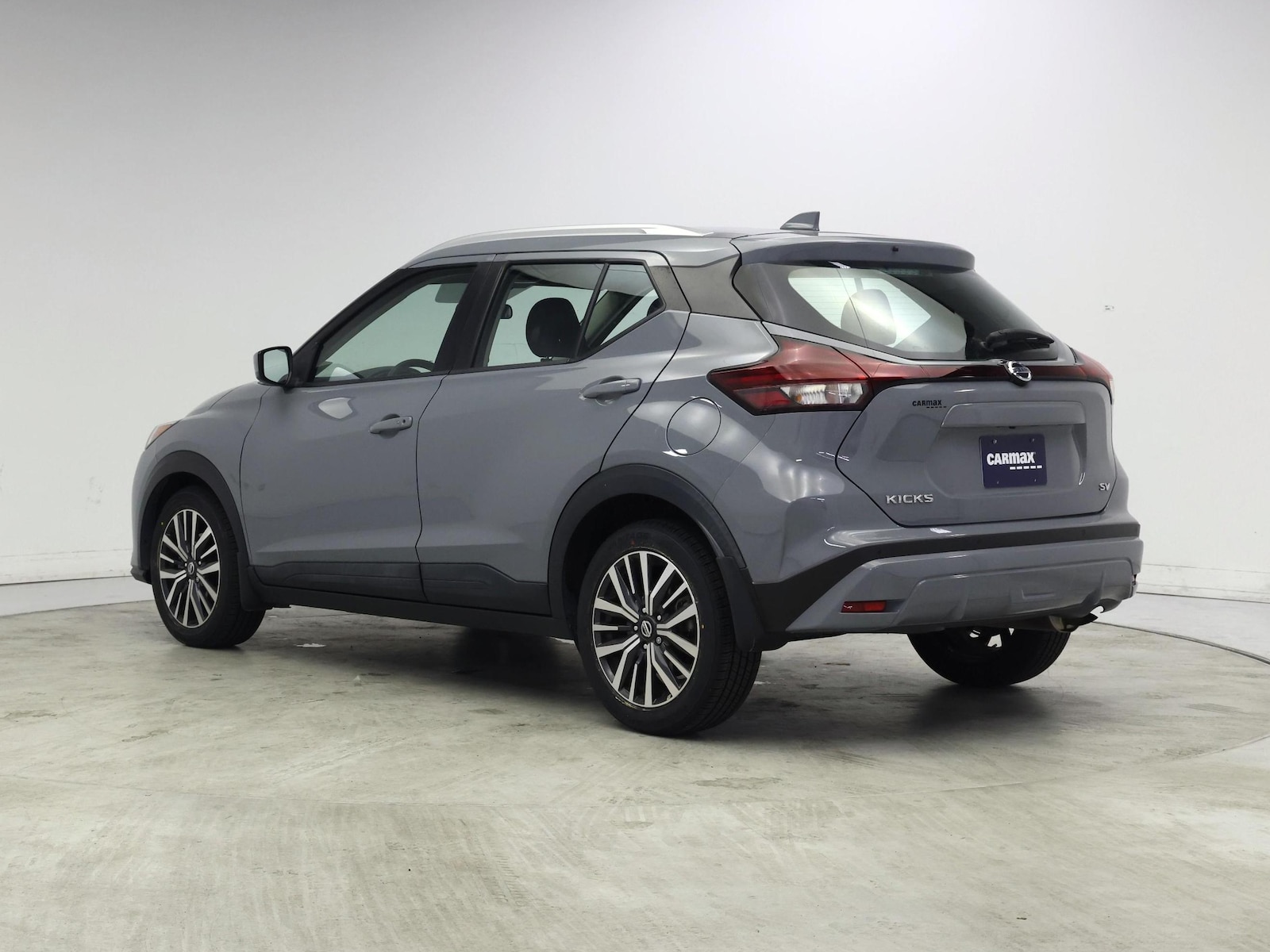 2021 Nissan Kicks SV - Photo 3