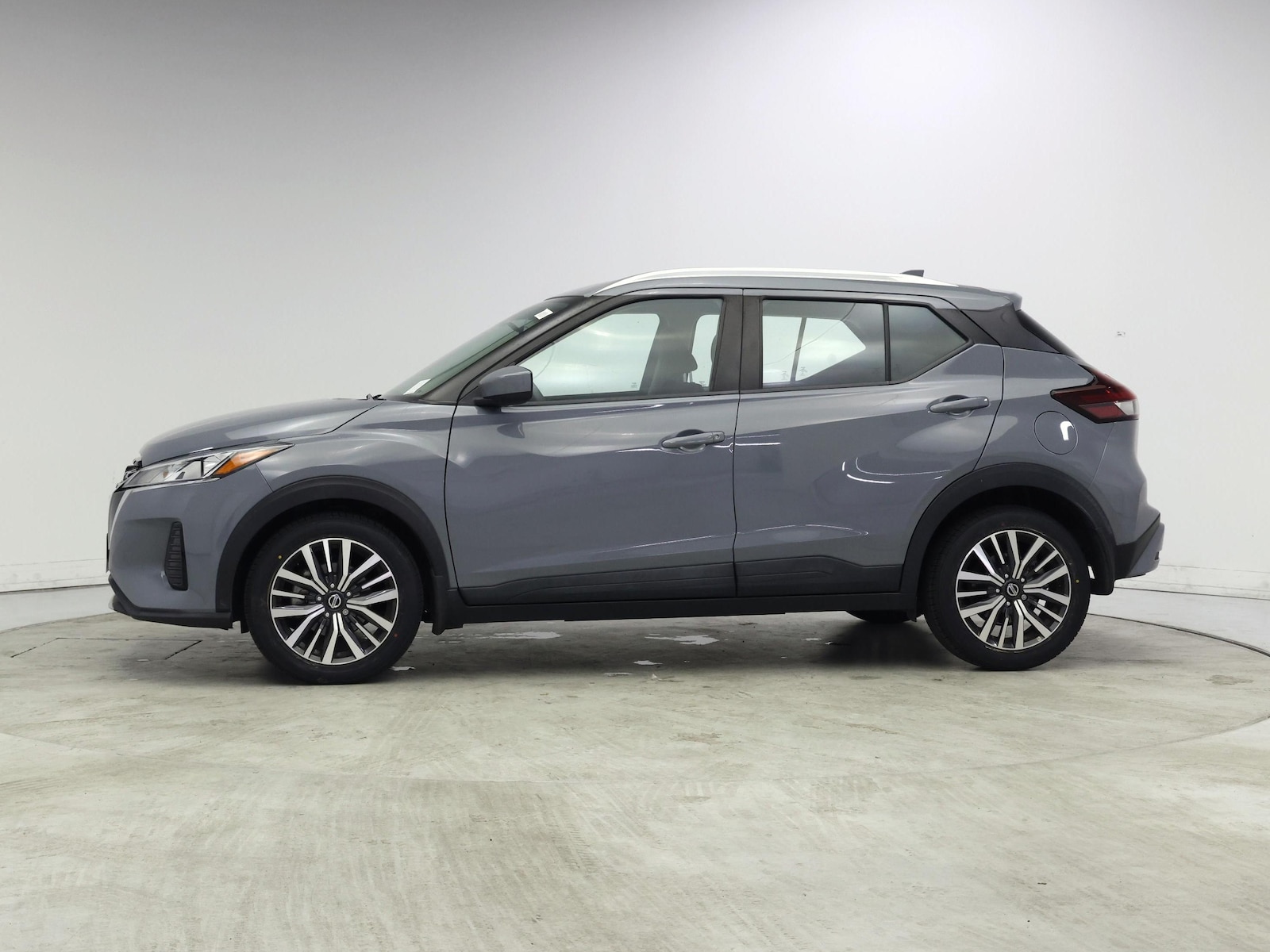 2021 Nissan Kicks SV - Photo 4