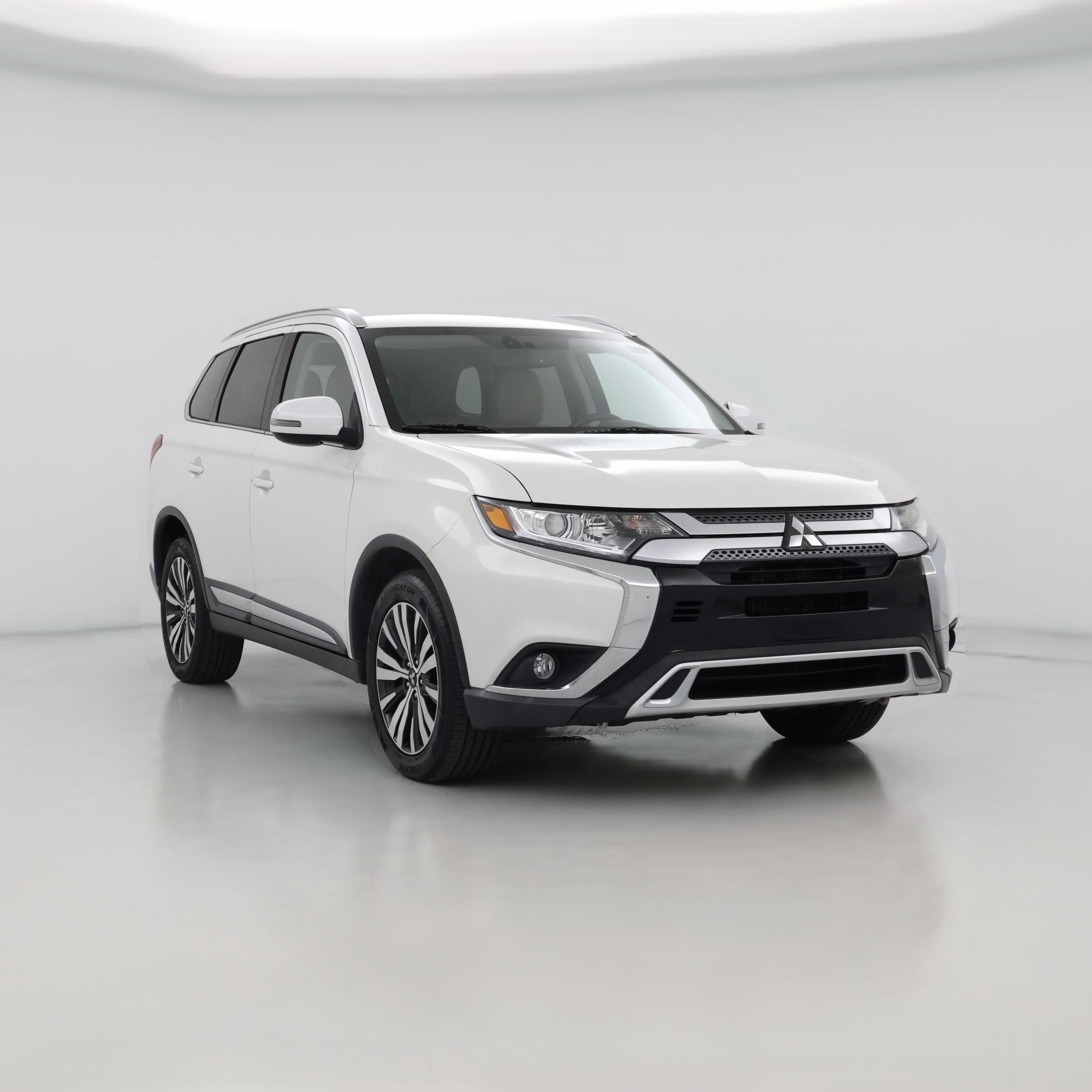 Thumbnail: 2019 Mitsubishi Outlander - 1