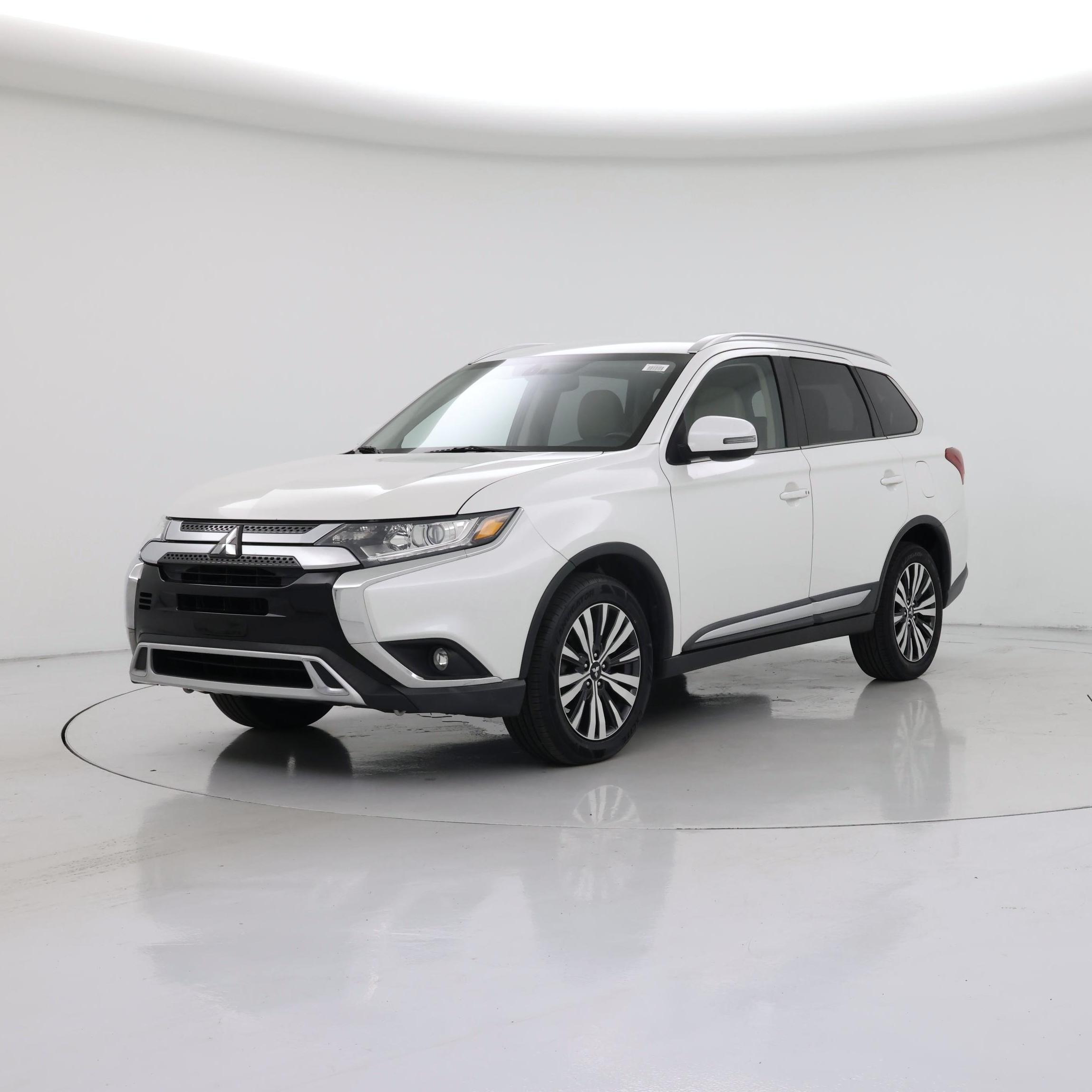 Thumbnail: 2019 Mitsubishi Outlander - 4