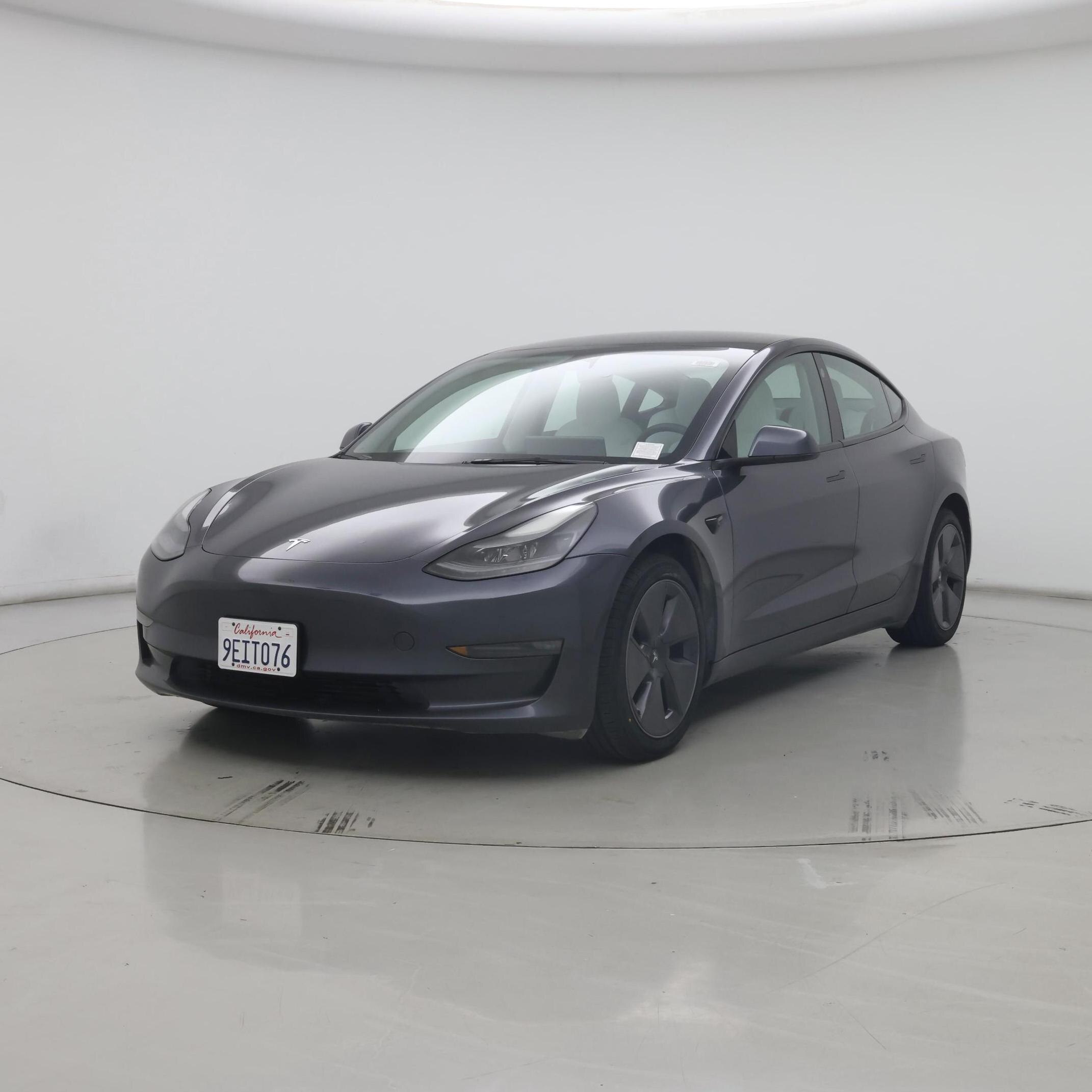 Thumbnail: 2023 Tesla Model 3 - 4