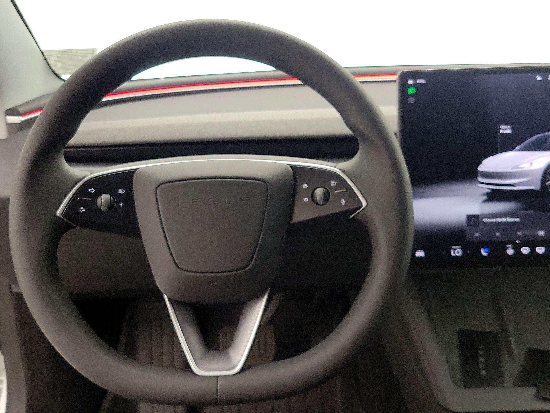 Thumbnail: 2025 Tesla Model 3 - 10
