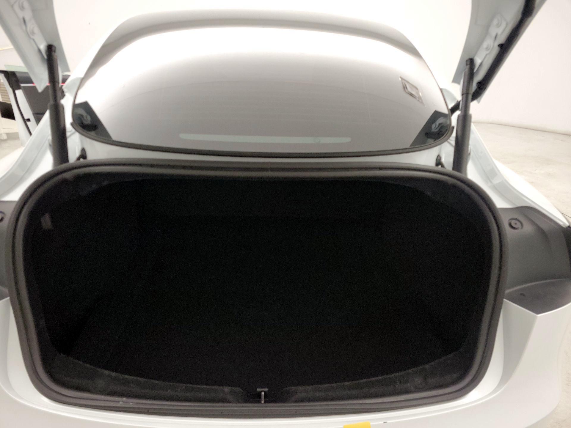 Thumbnail: 2025 Tesla Model 3 - 20