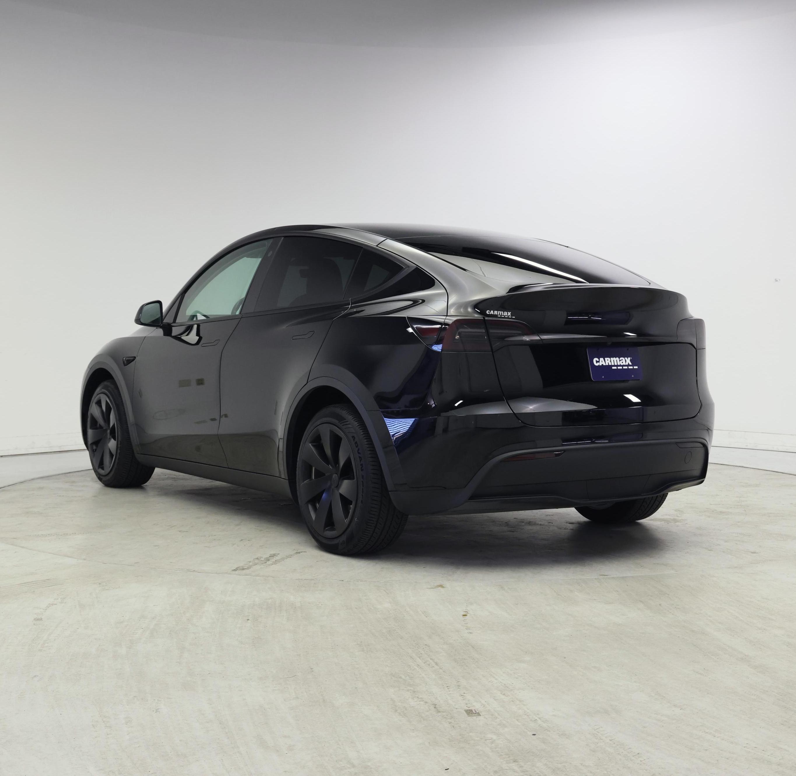 Thumbnail: 2023 Tesla Model Y - 2
