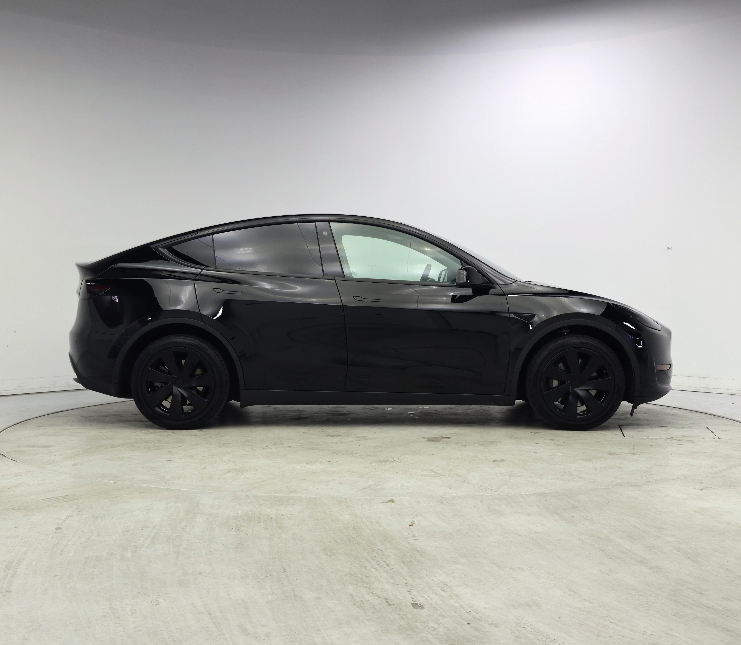 Thumbnail: 2023 Tesla Model Y - 7